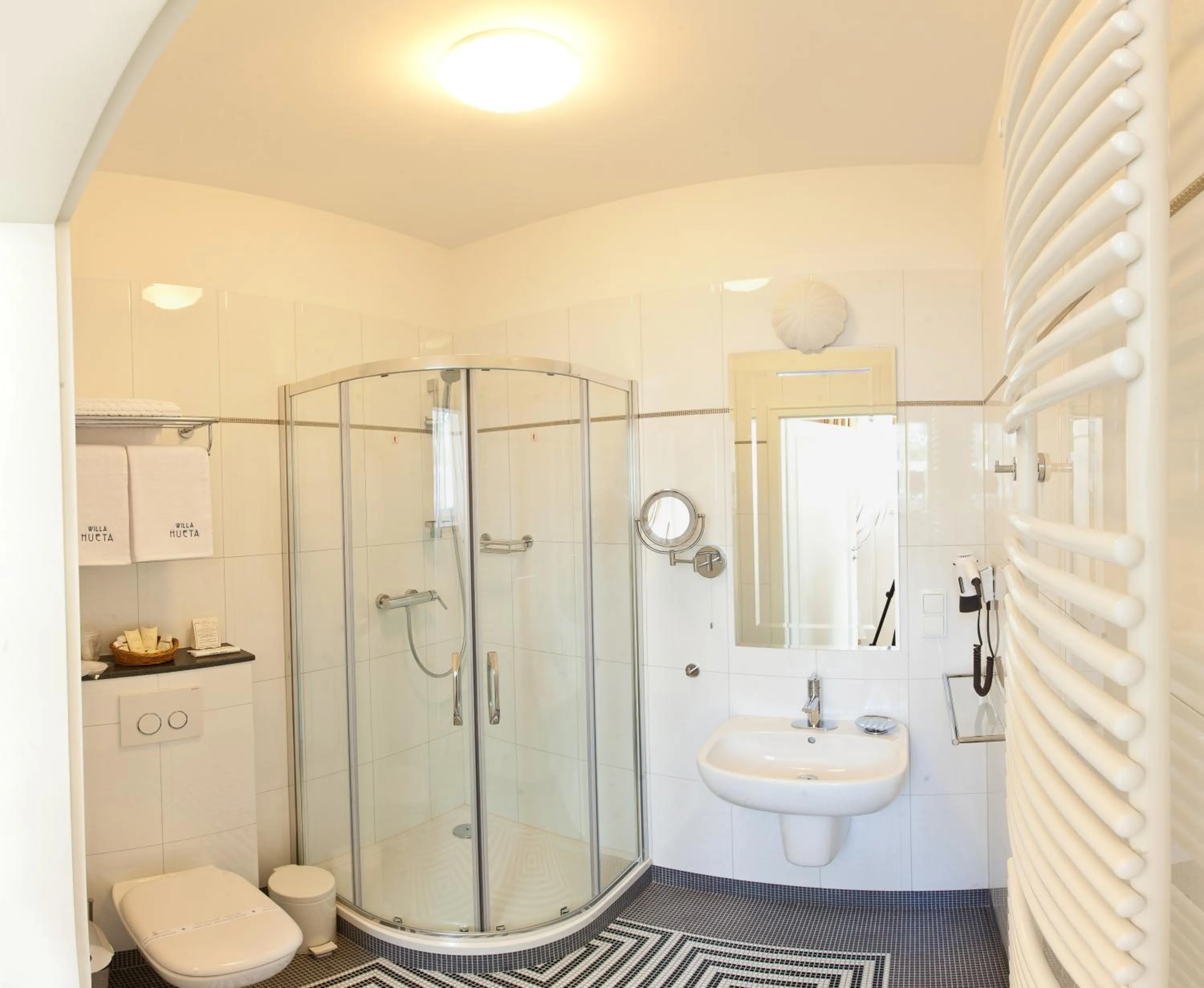 Bathroom in Hotel Willa Hueta