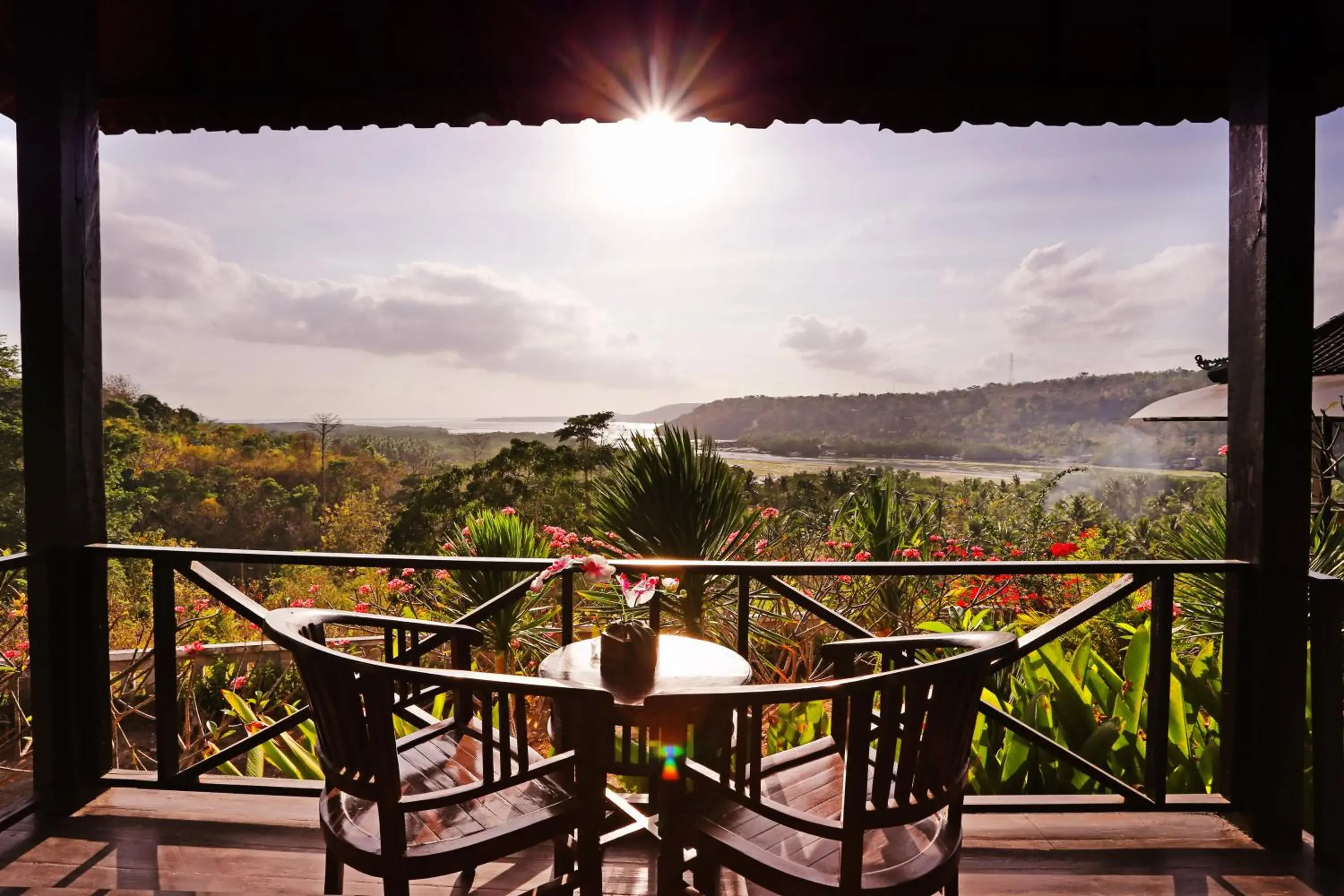 Bungalow with Ocean View in Poh Manis Lembongan Bungalow with Ocean View in Poh Manis Lembongan