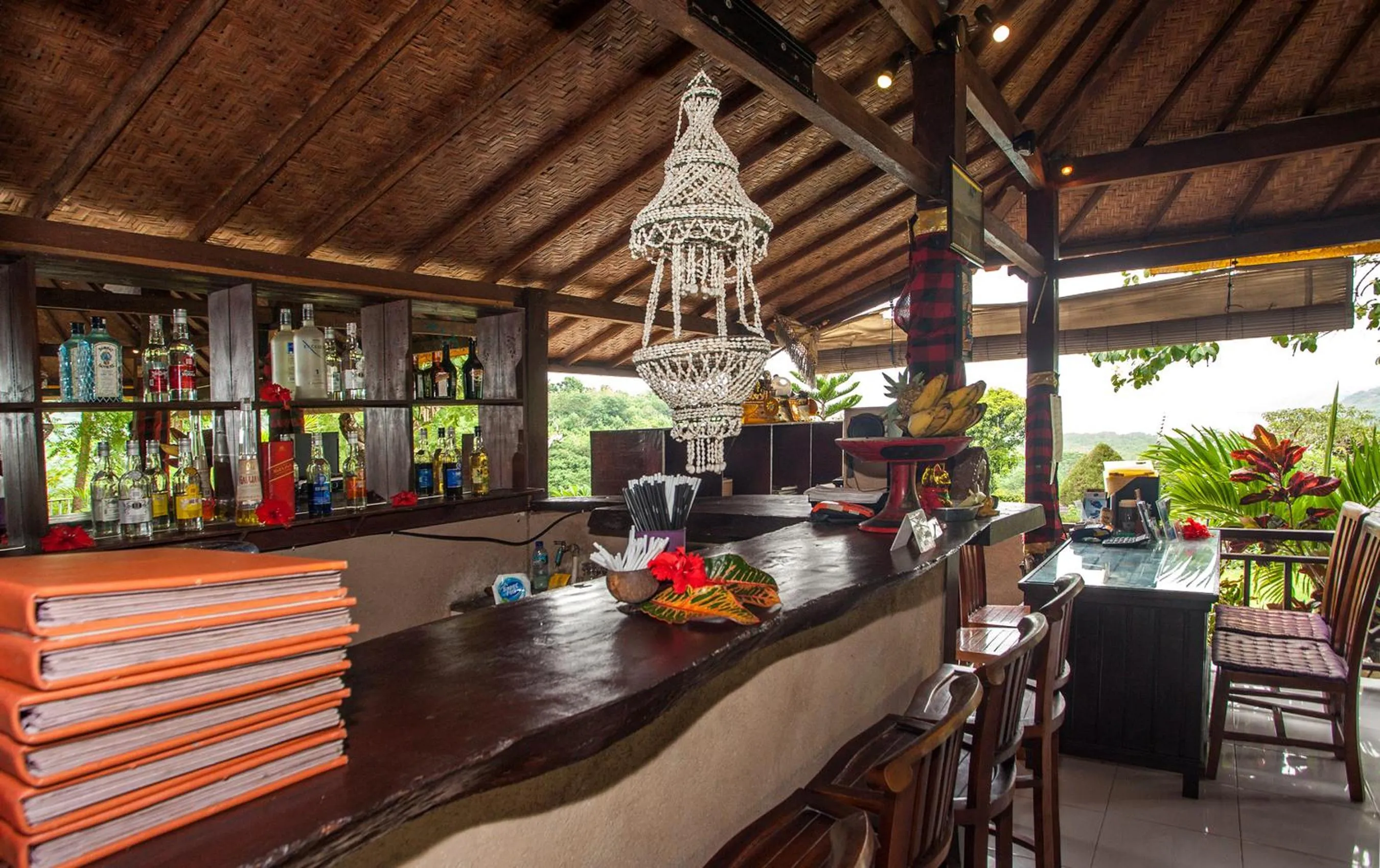 Restaurant/places to eat in Poh Manis Lembongan