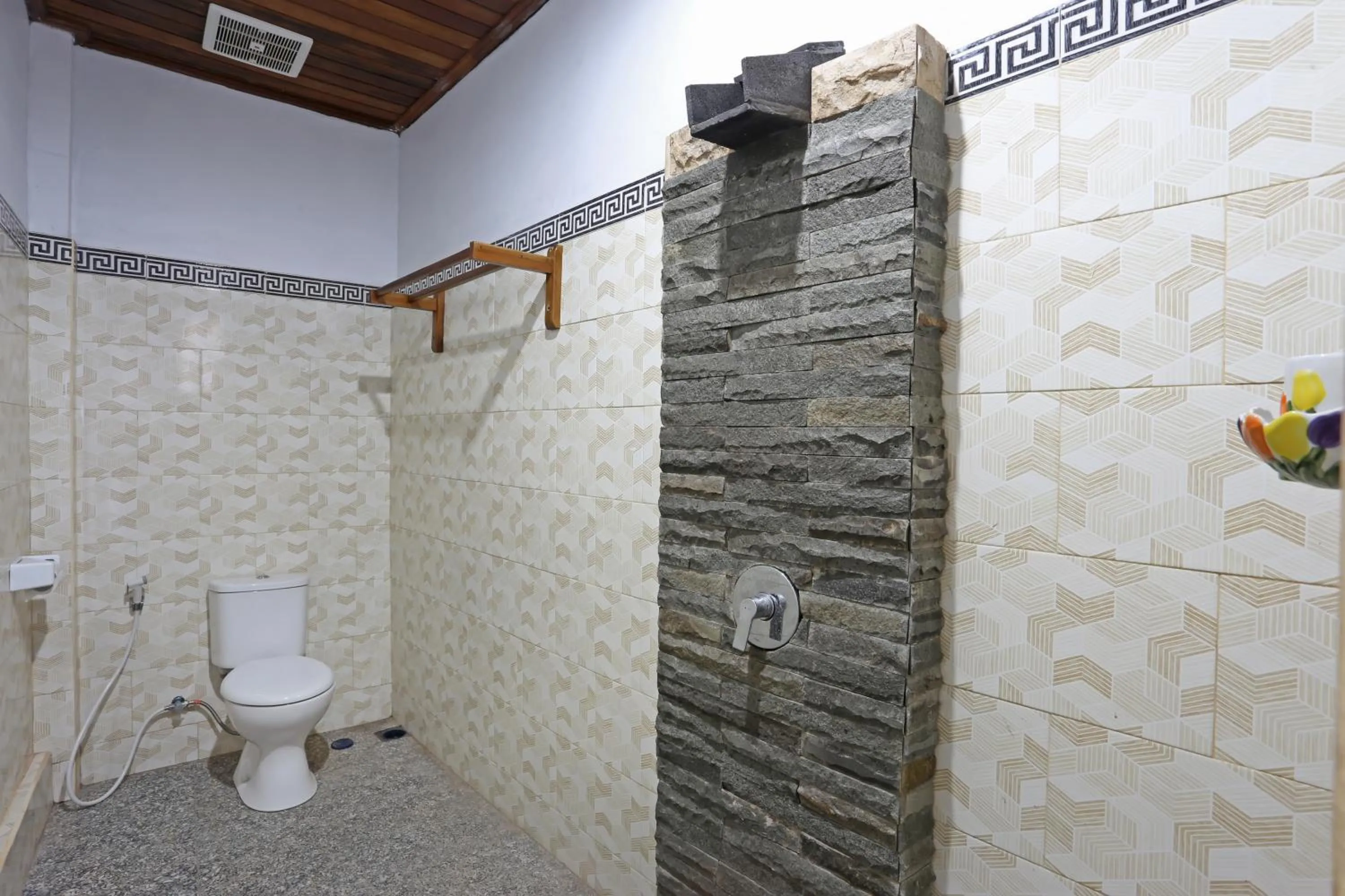 Shower in Poh Manis Lembongan