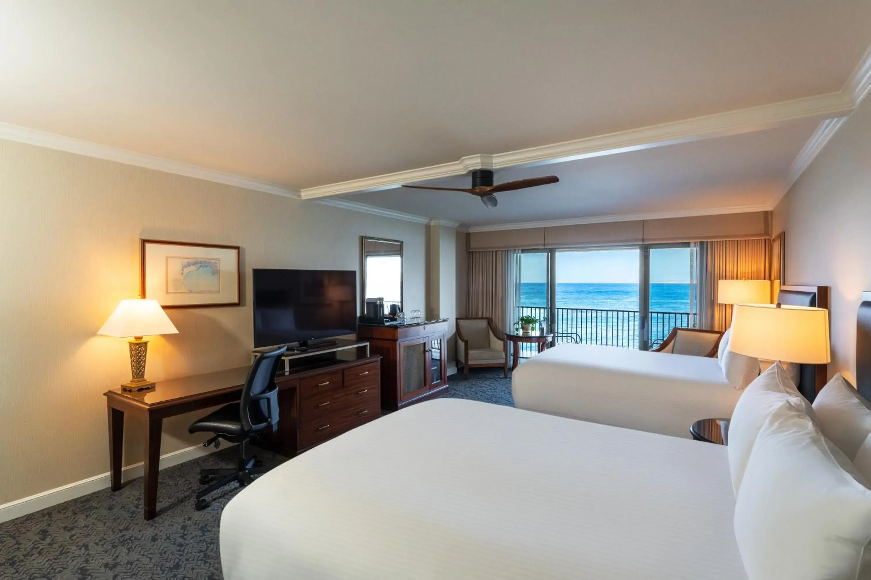 Direct Ocean View 2 Queen room with Balcony in Monterey Plaza Hotel & Spa Direct Ocean View 2 Queen room with Balcony in Monterey Plaza Hotel & Spa