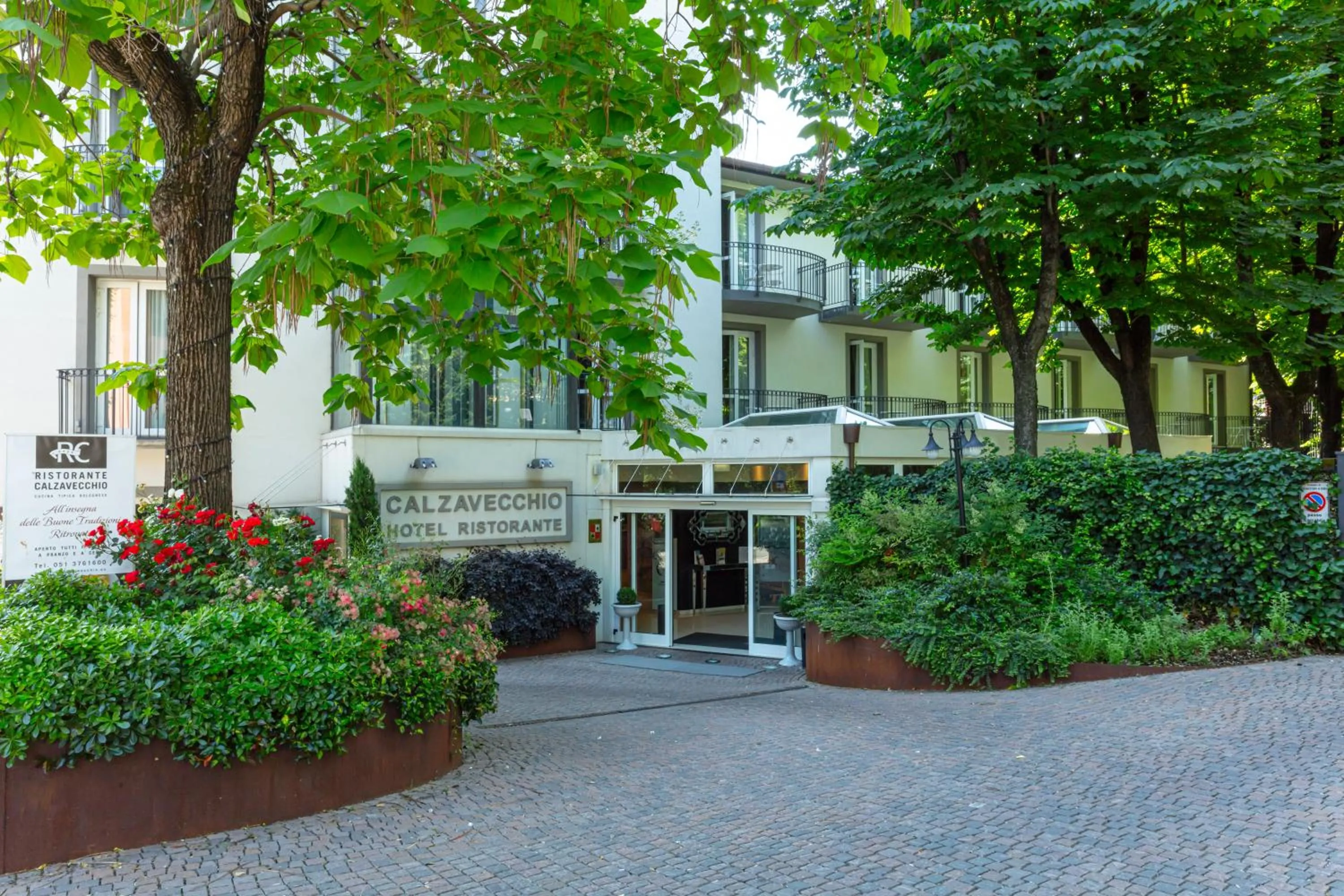 Facade/entrance in Boutique Hotel Calzavecchio
