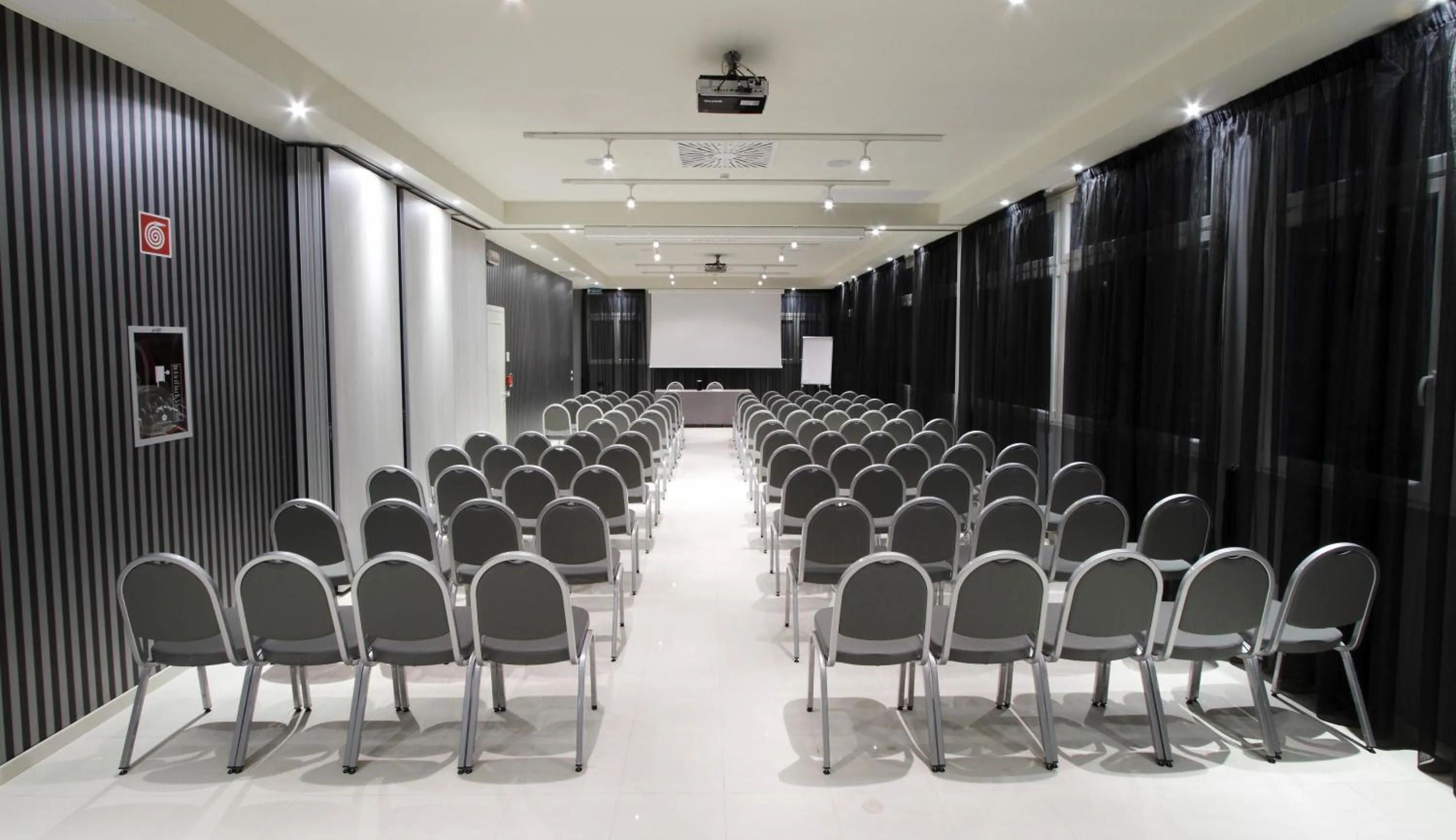 Meeting/conference room in Boutique Hotel Calzavecchio