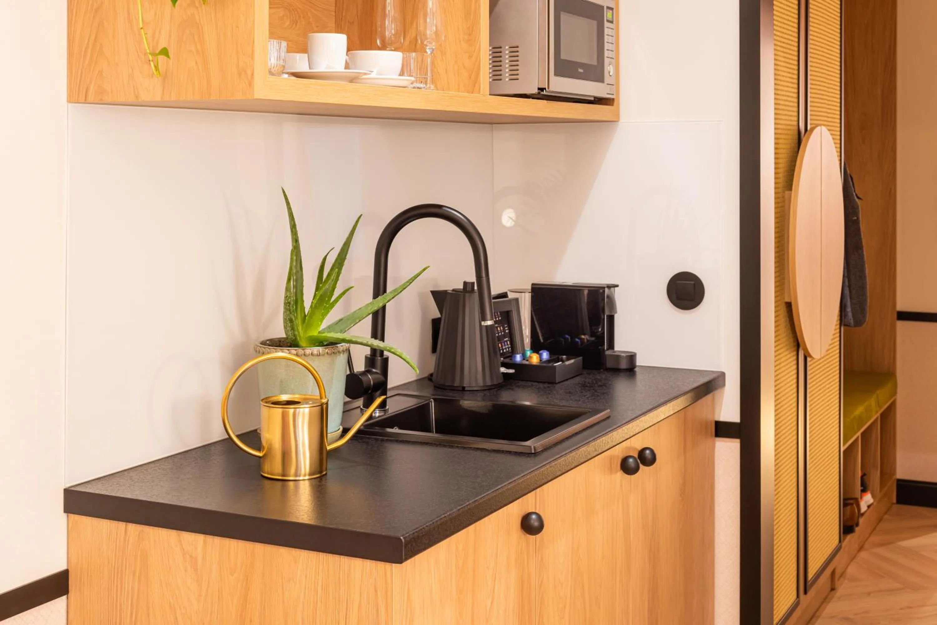 Coffee/tea facilities in SleepWell Boutique Apartments