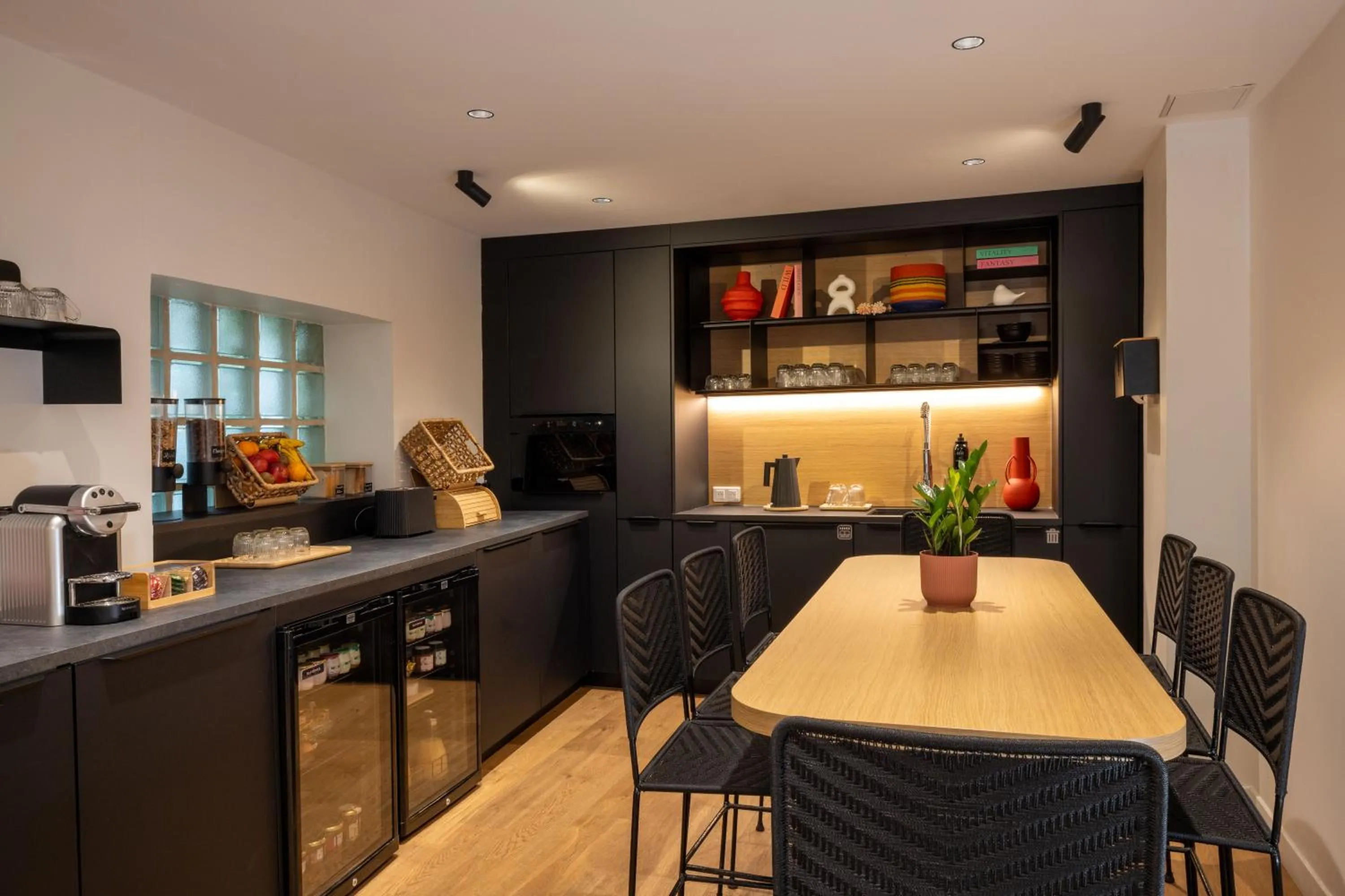 Breakfast in Hotel Korner Montparnasse