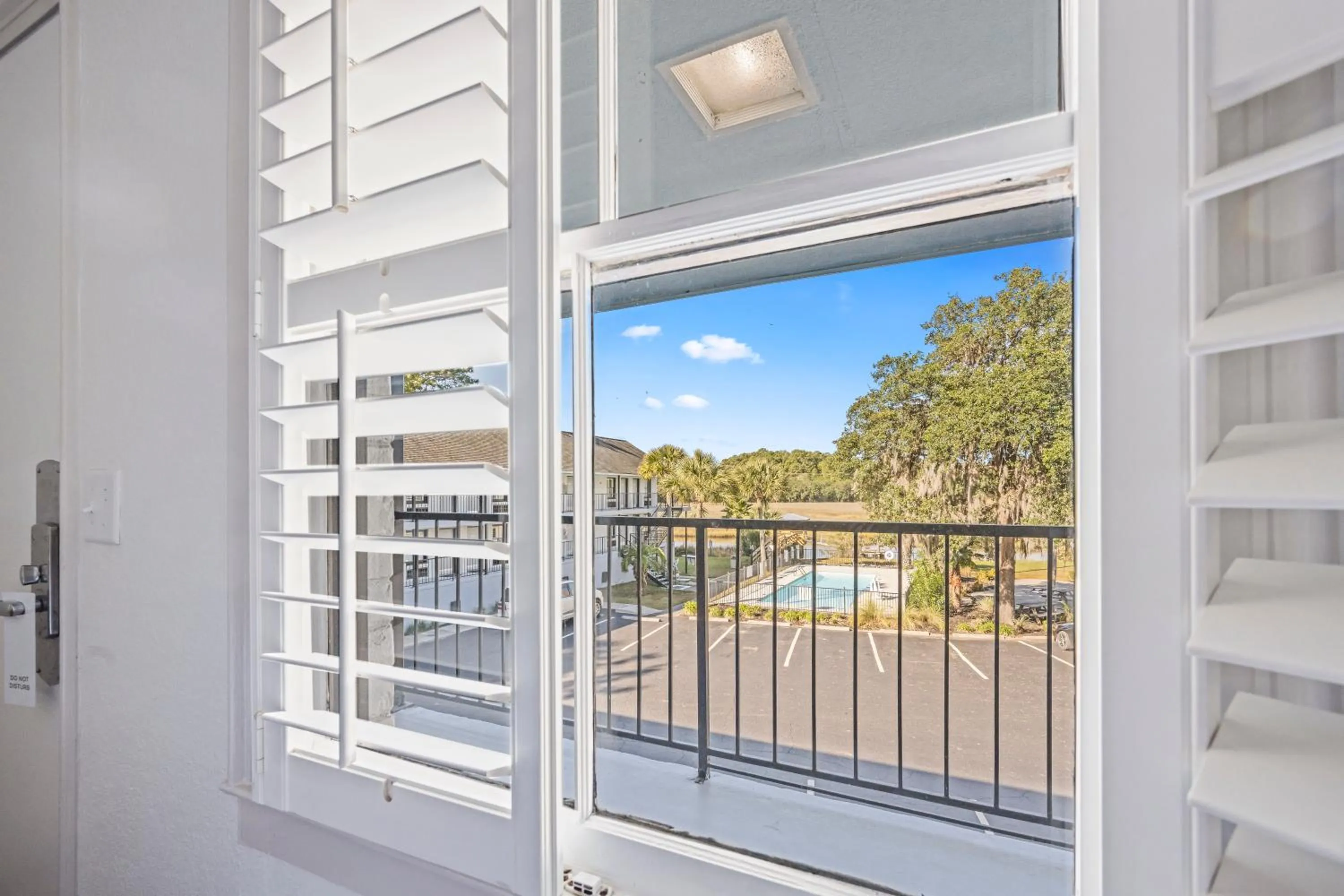 Pool view in Charleston Creekside Inn