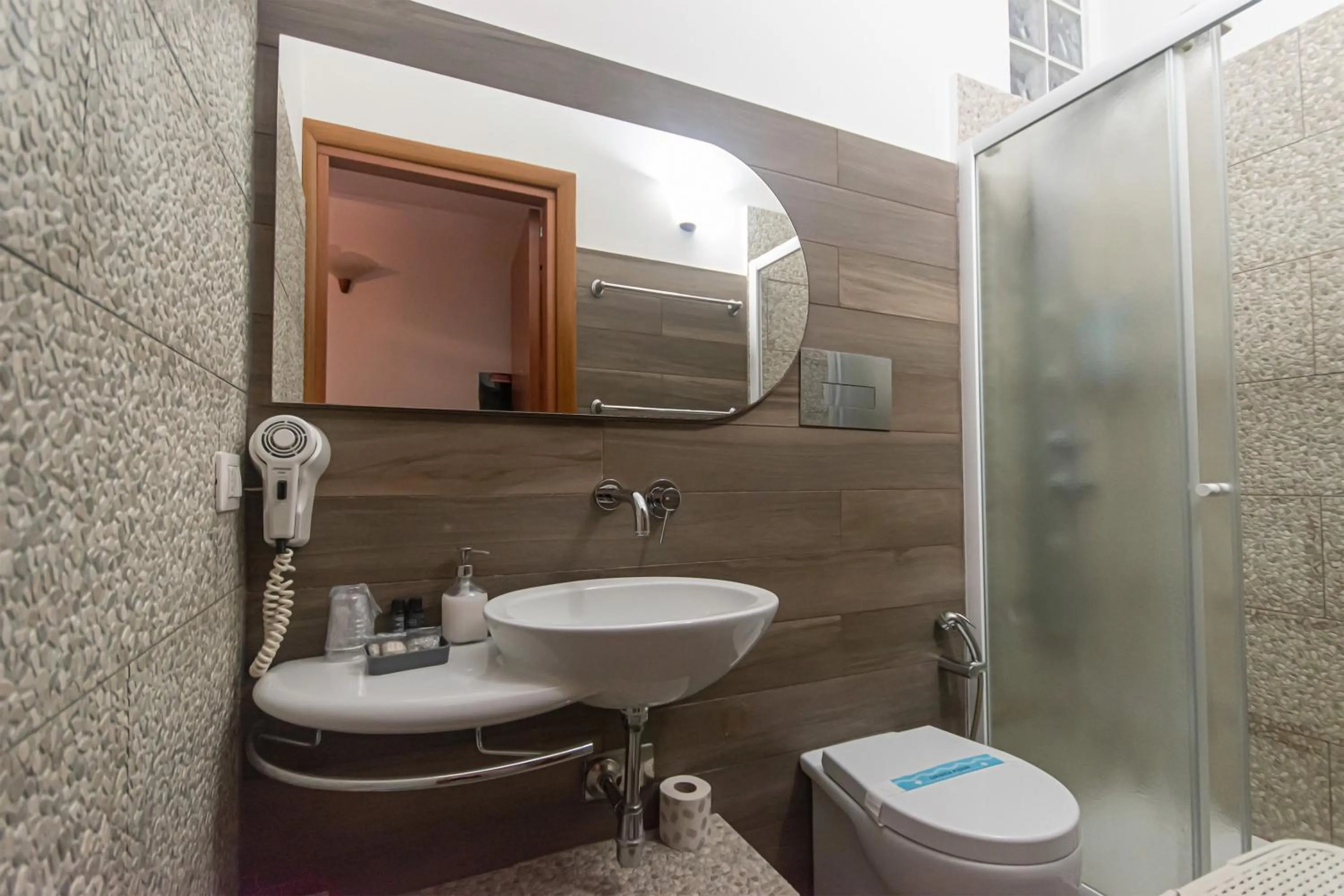 Bathroom in Spiagge Iblee