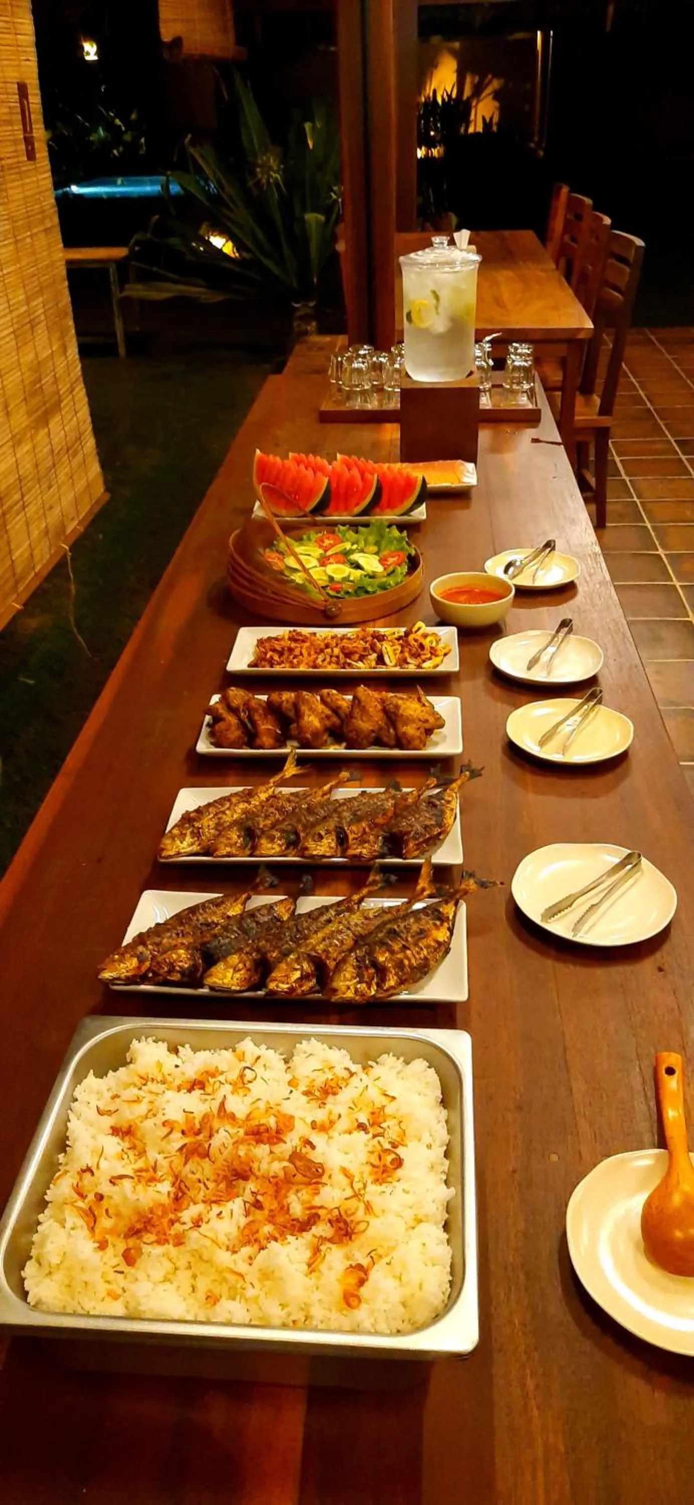 Restaurant/places to eat in The Kelong Trikora Resort