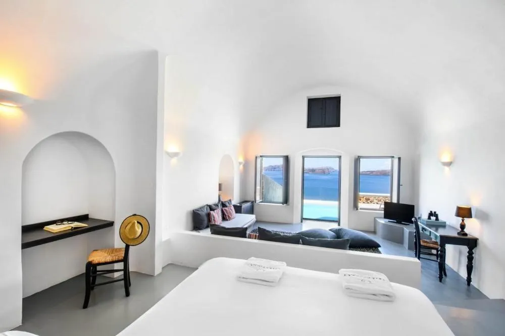 Photo of the whole room, Bed in Grand Ambassador Santorini Hotel