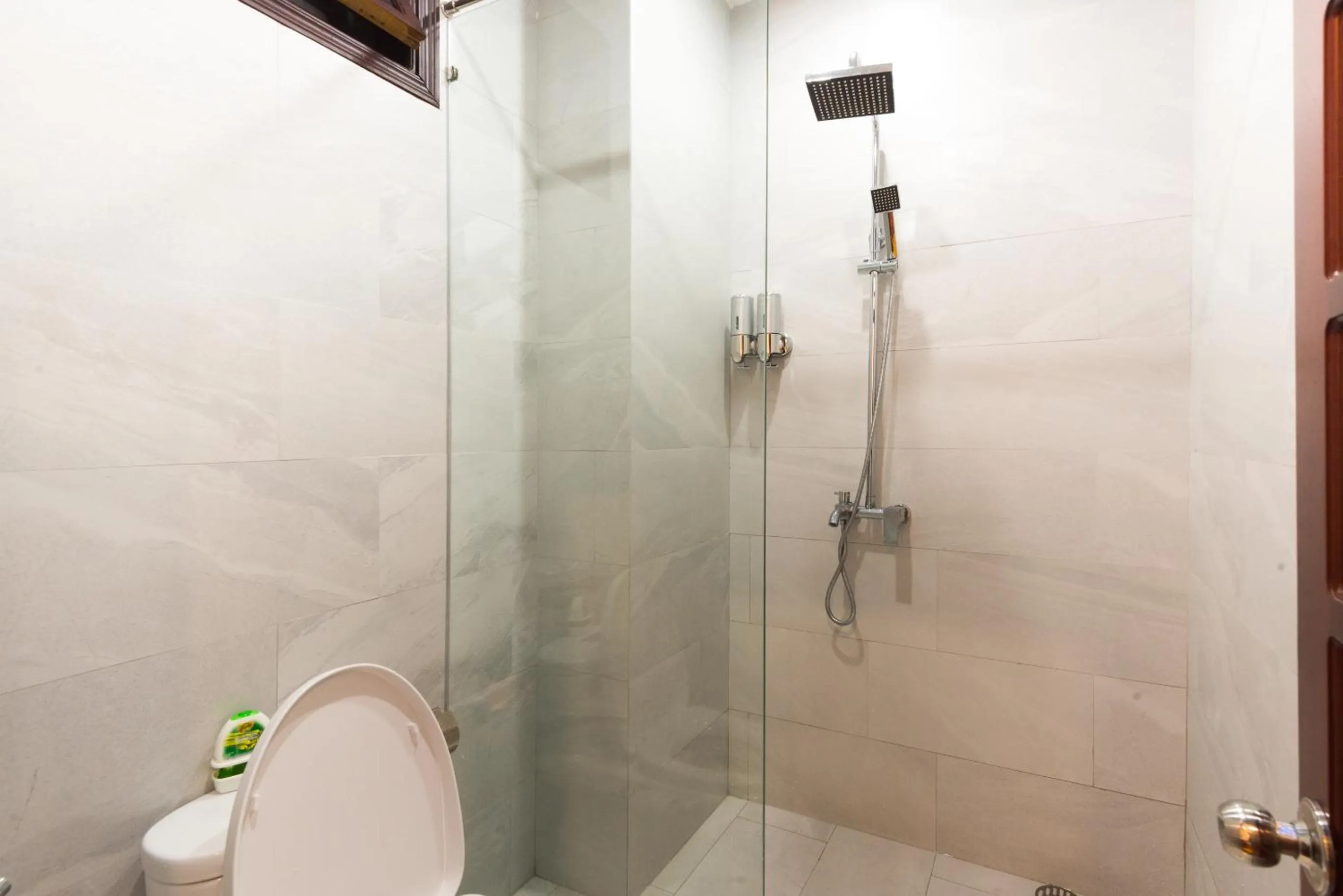 Bathroom in Bill Ben Homestay Hoi An