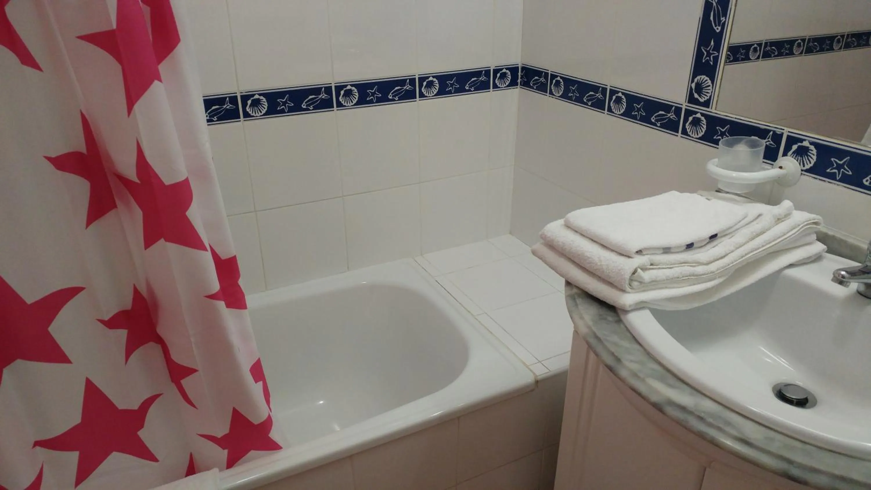 Bathroom in Castelos da Rocha