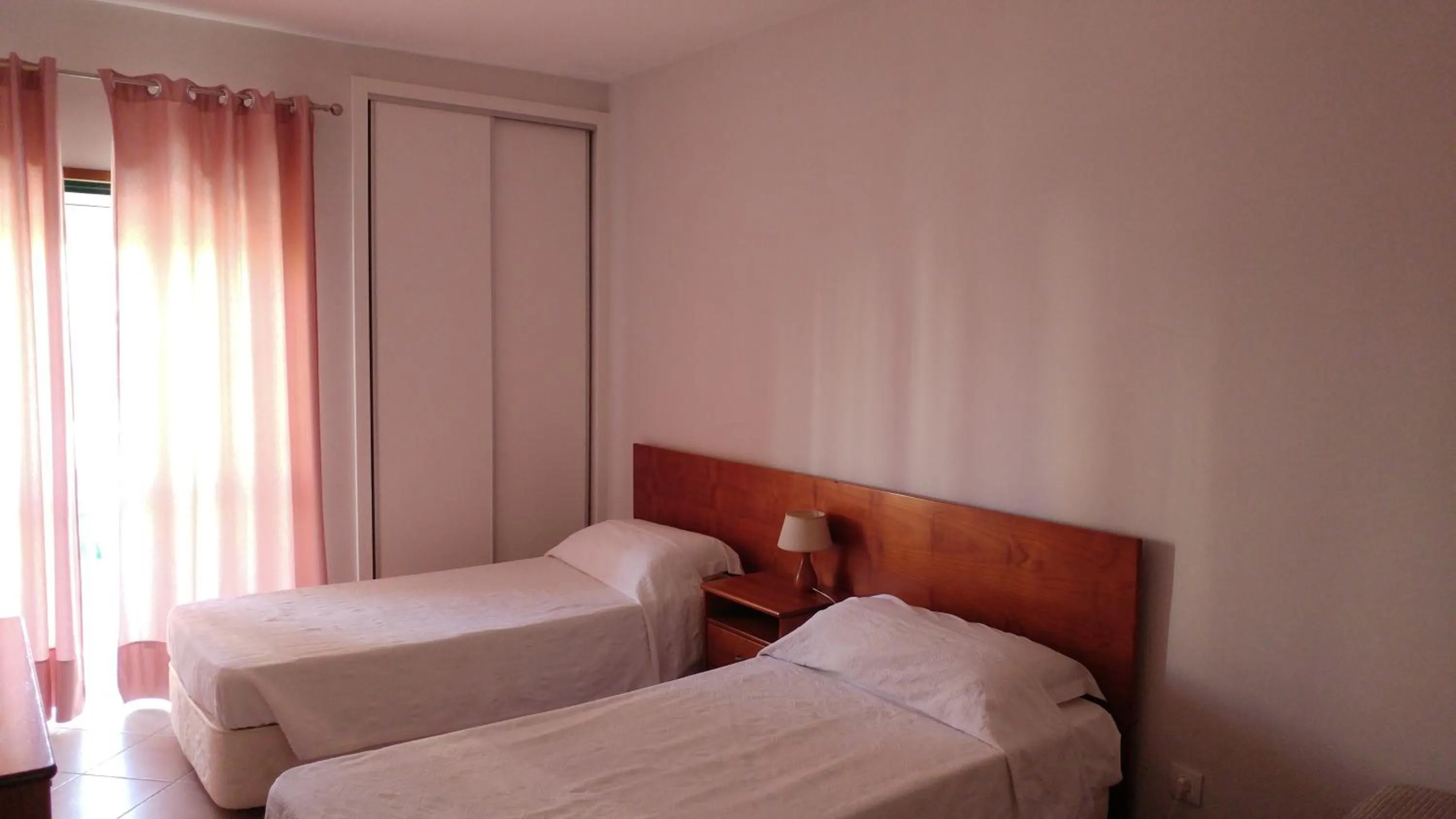 Bedroom, Bed in Castelos da Rocha