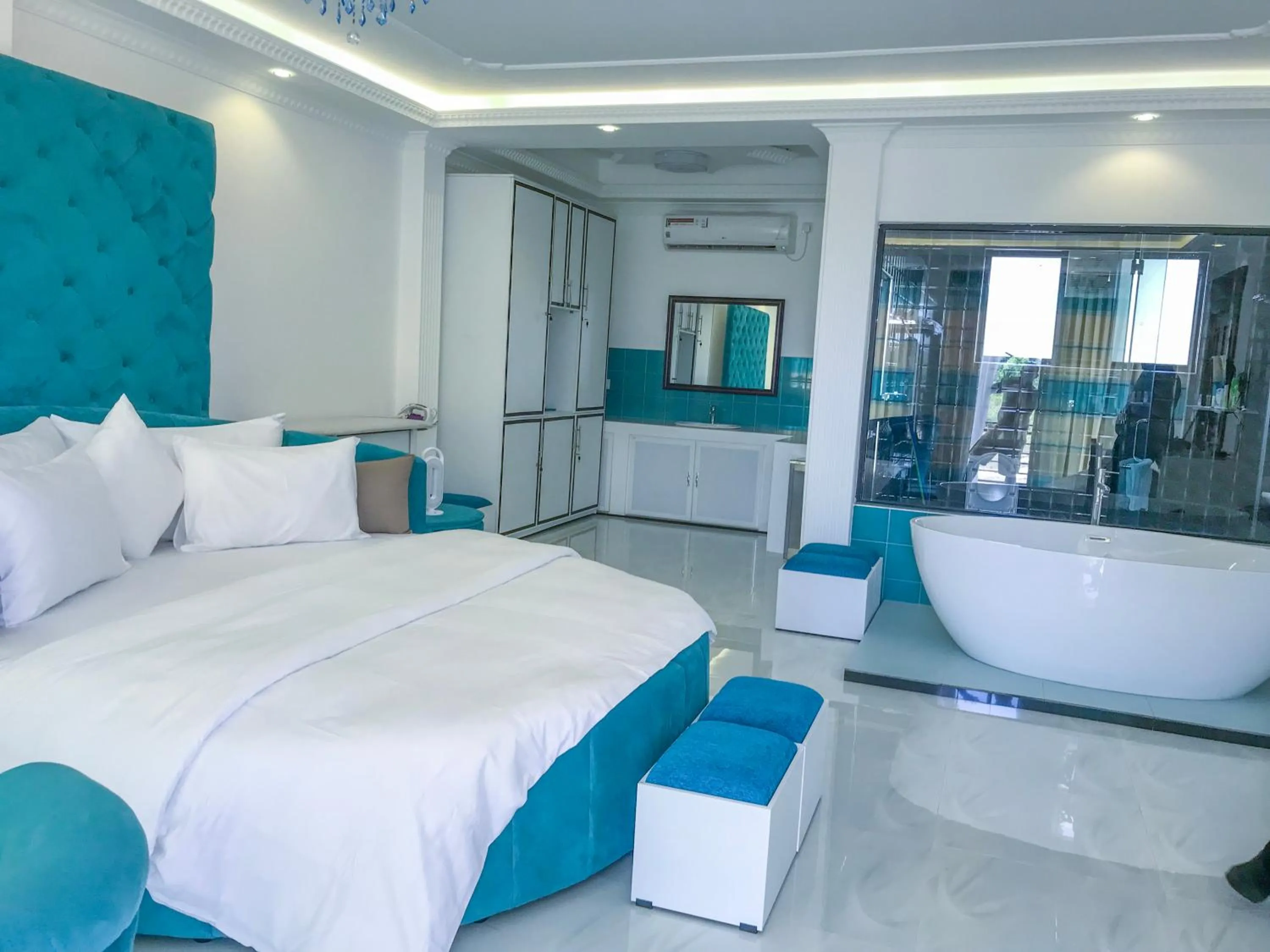 Bed in The Lion Kingdom Sigiriya