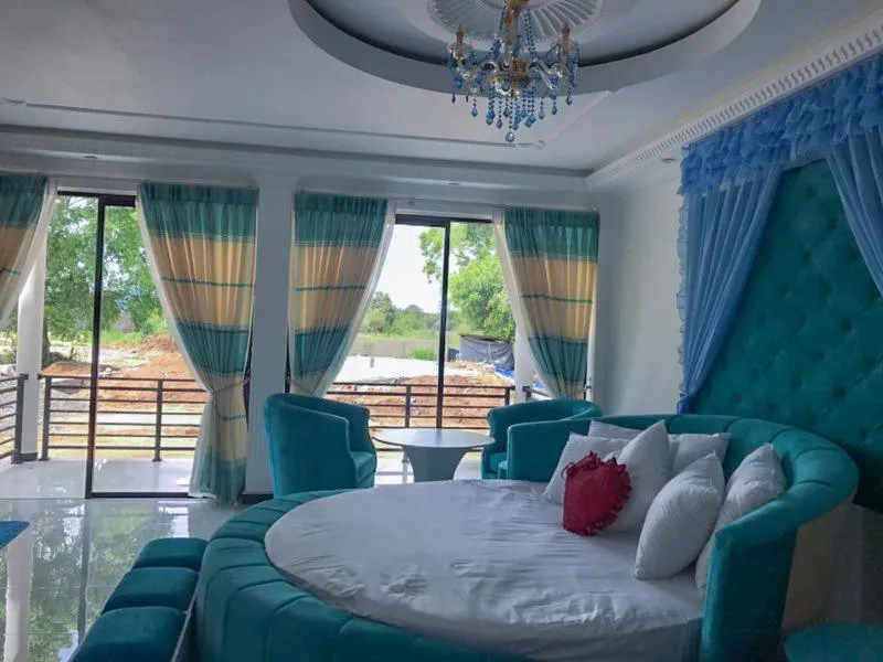 Bed in The Lion Kingdom Sigiriya