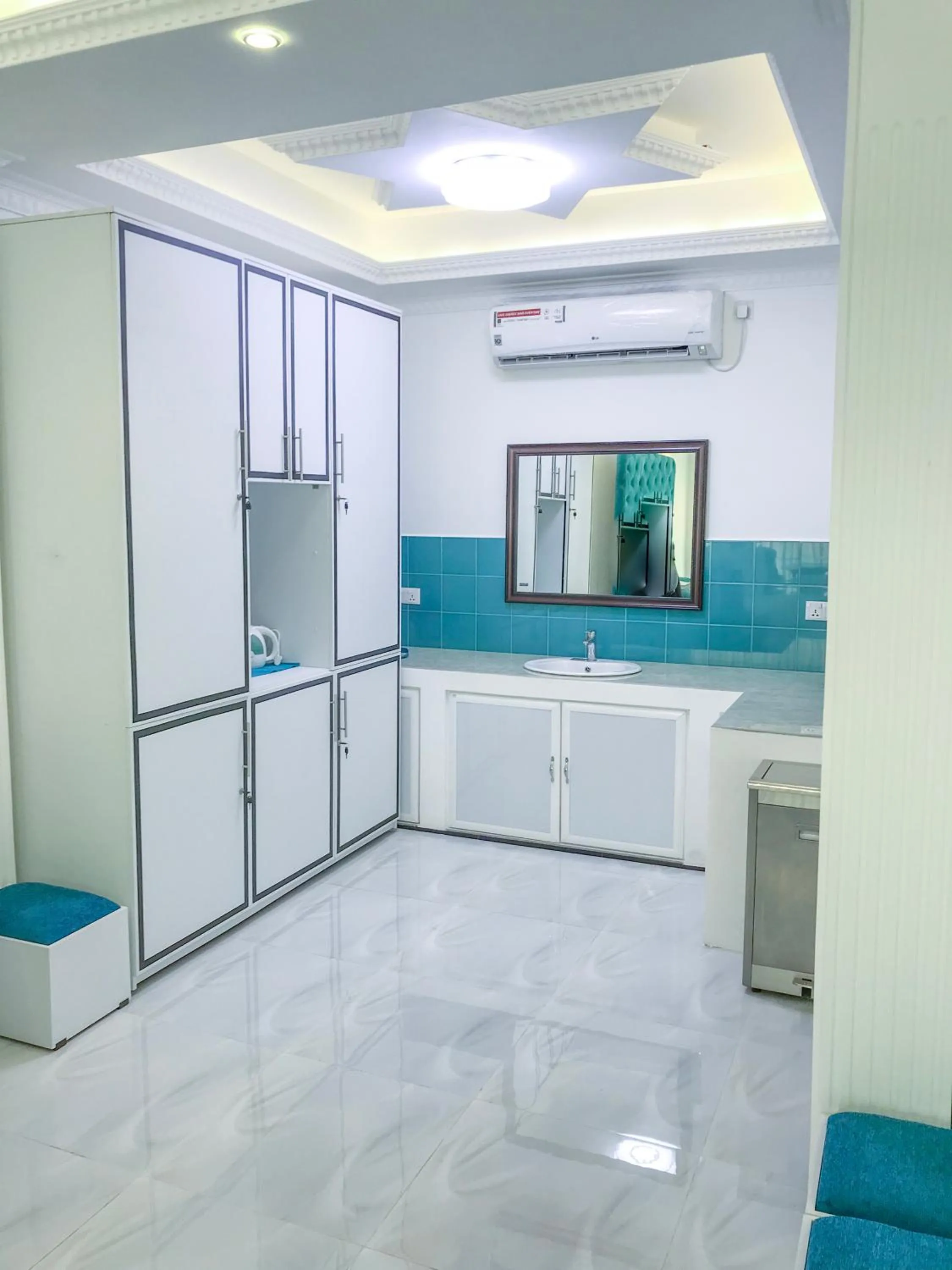 The Lion Kingdom Sigiriya