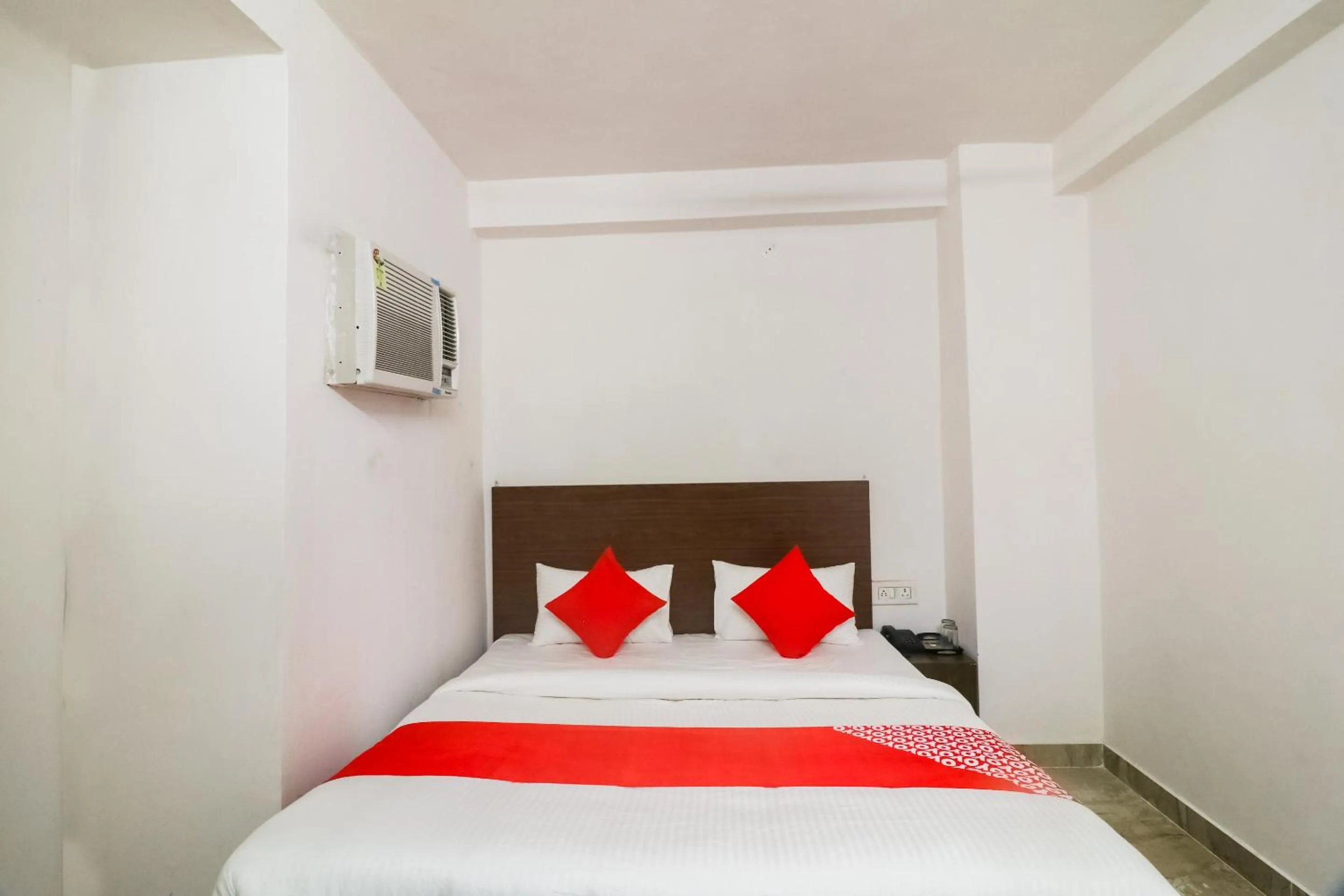 Bedroom in Hotel O Lovely Inn Near Akshardham