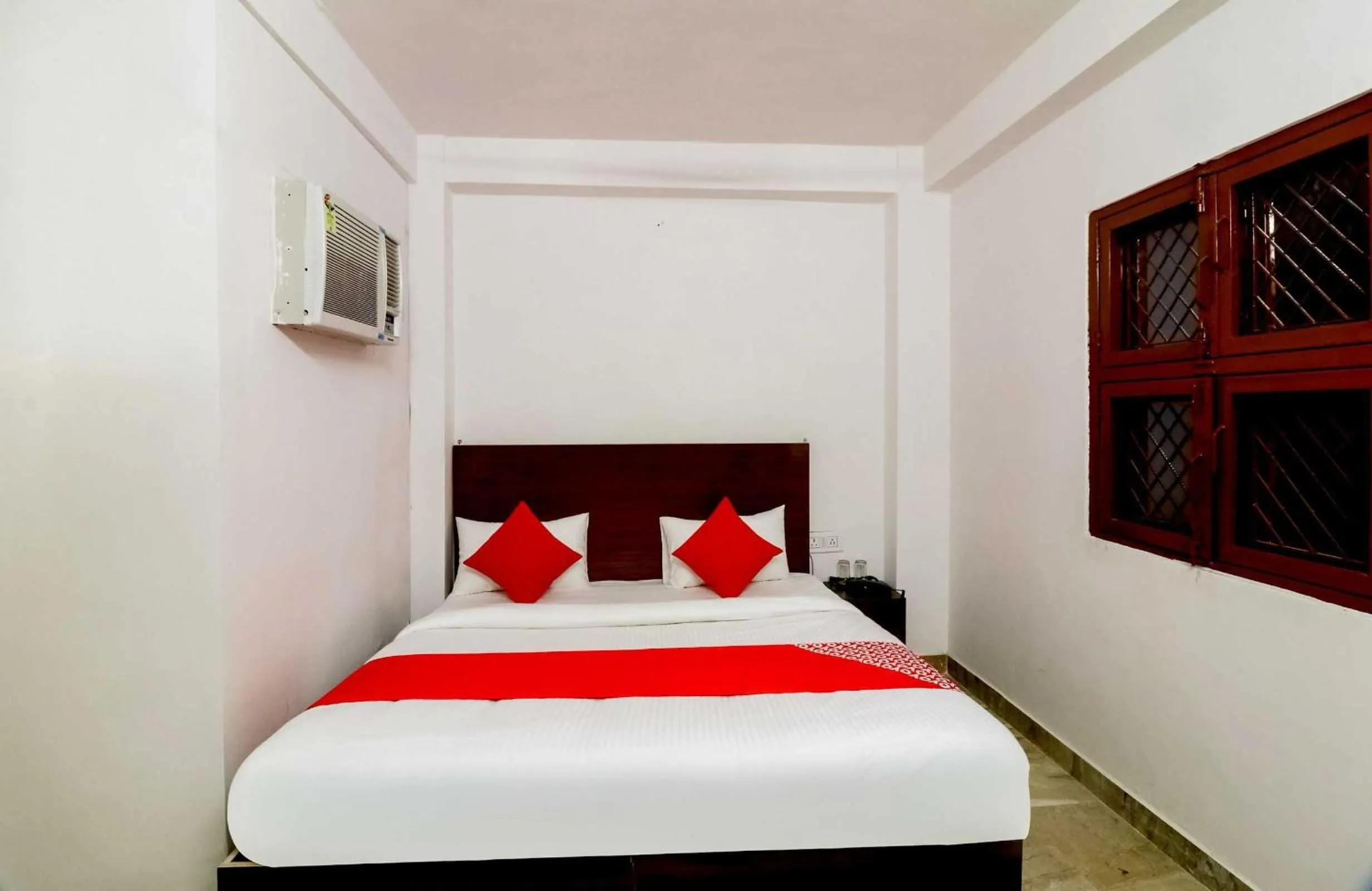 Bedroom in Hotel O Lovely Inn Near Akshardham