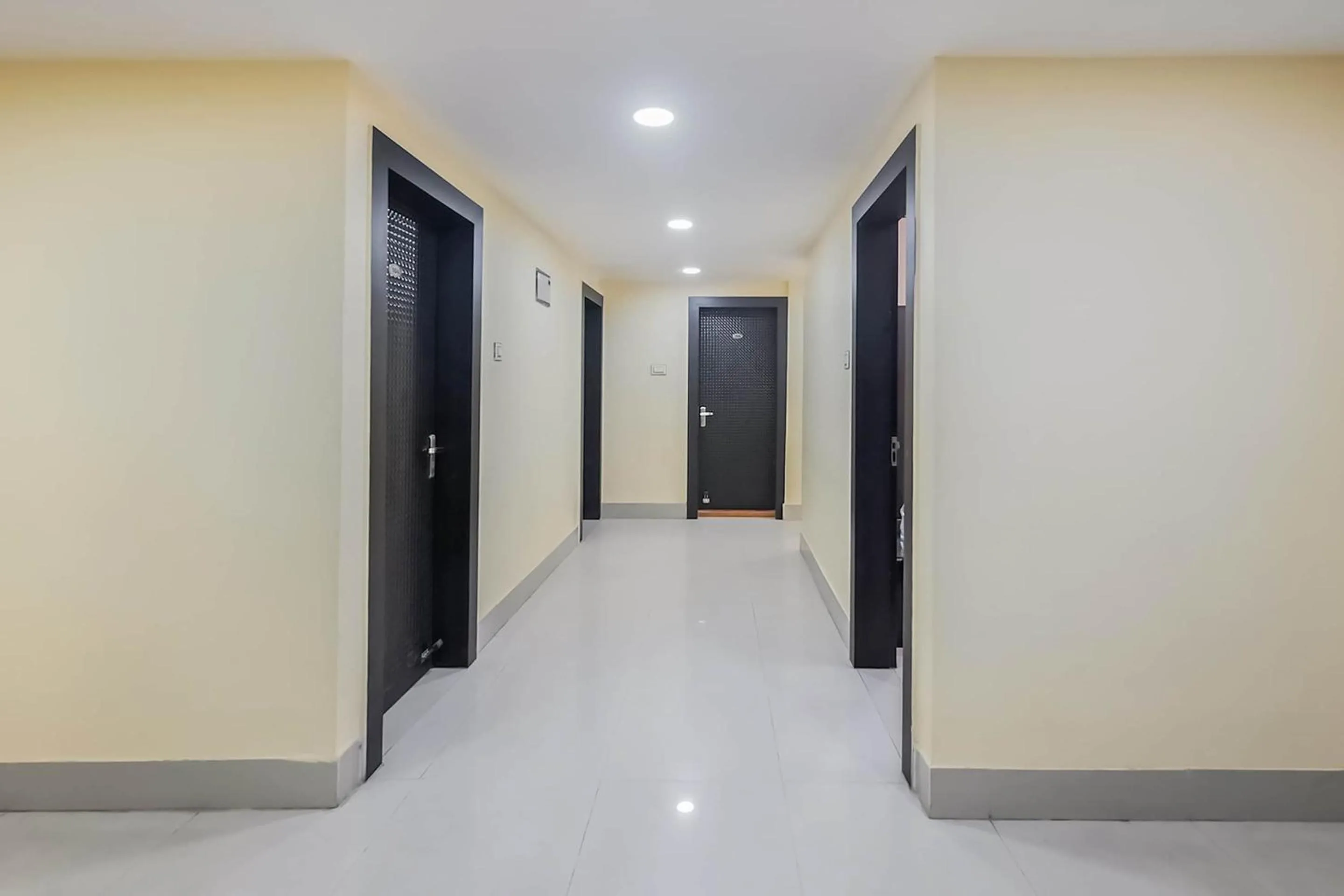 Lobby or reception in Super Hotel O The Orchid