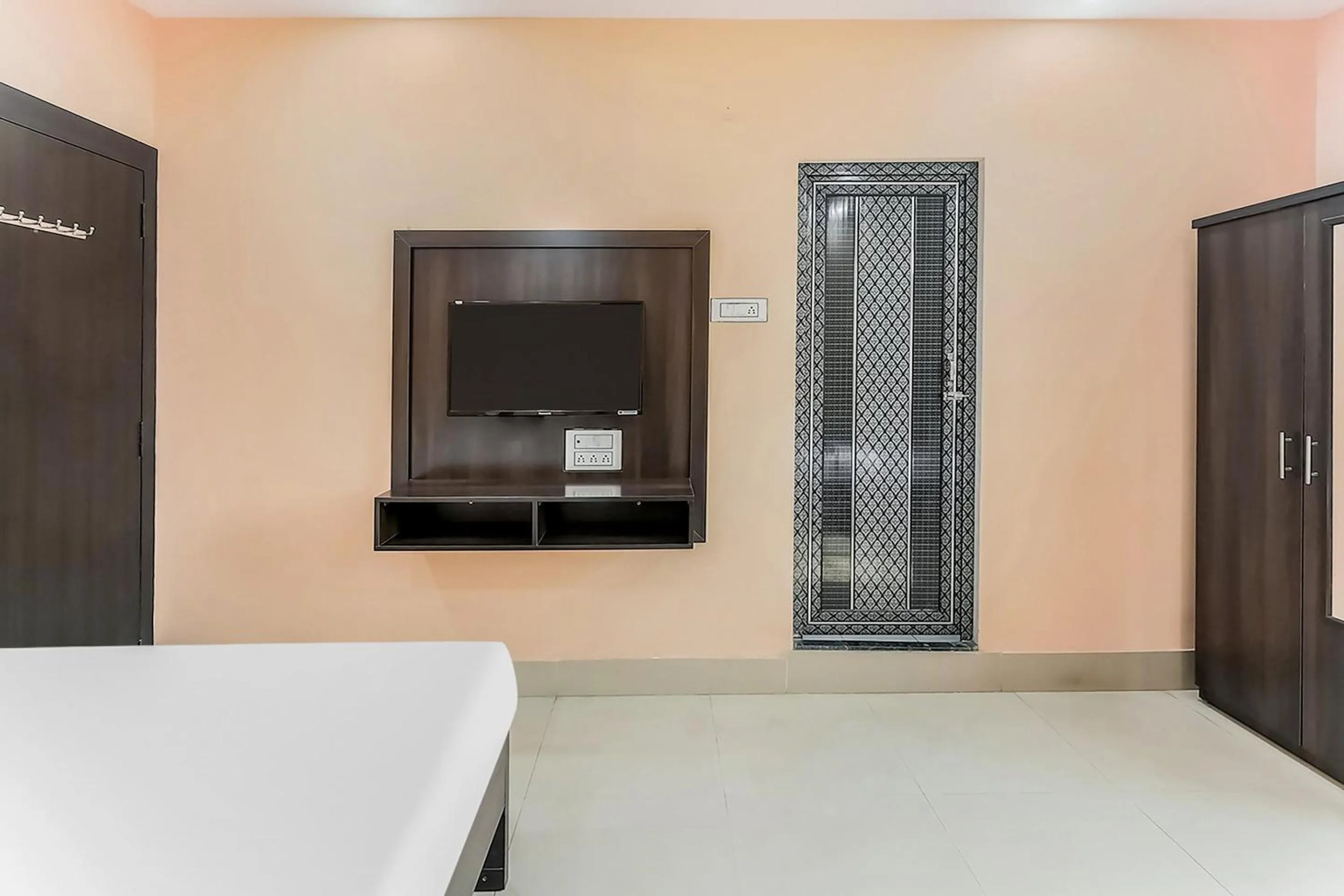 Bedroom, Bed in Hotel O The Orchid