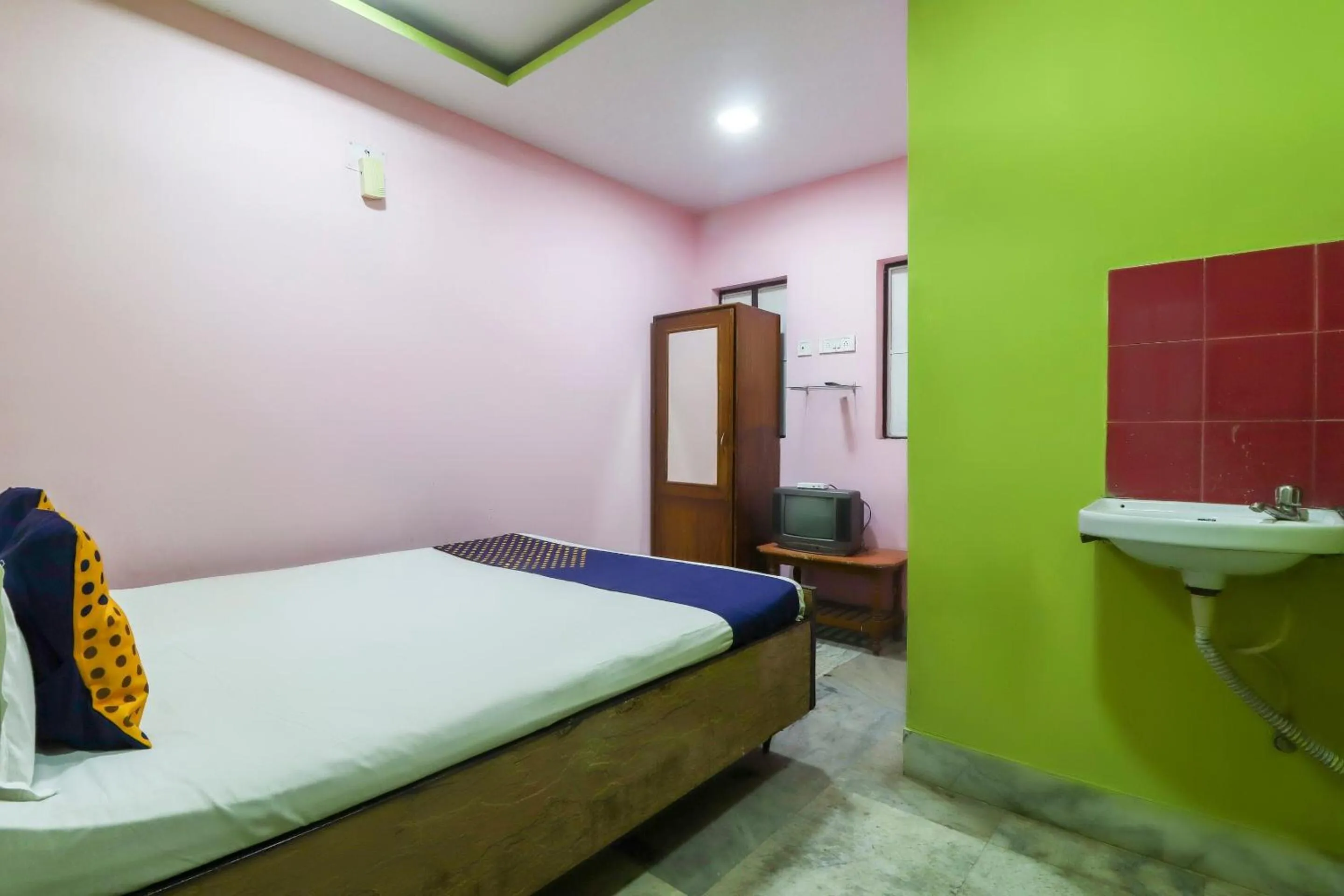 Bedroom in Hotel O Bright