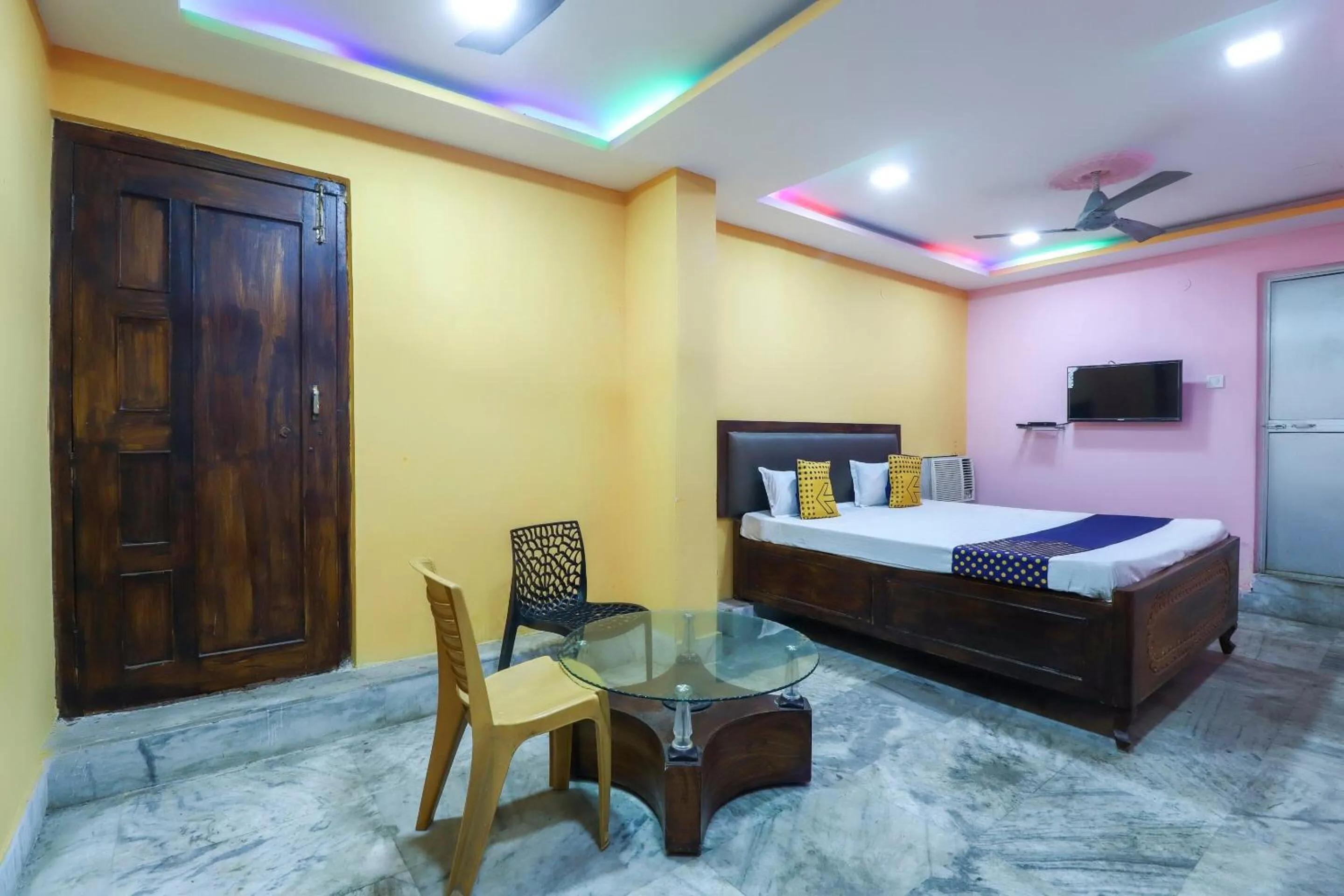 Bedroom in Hotel O Bright