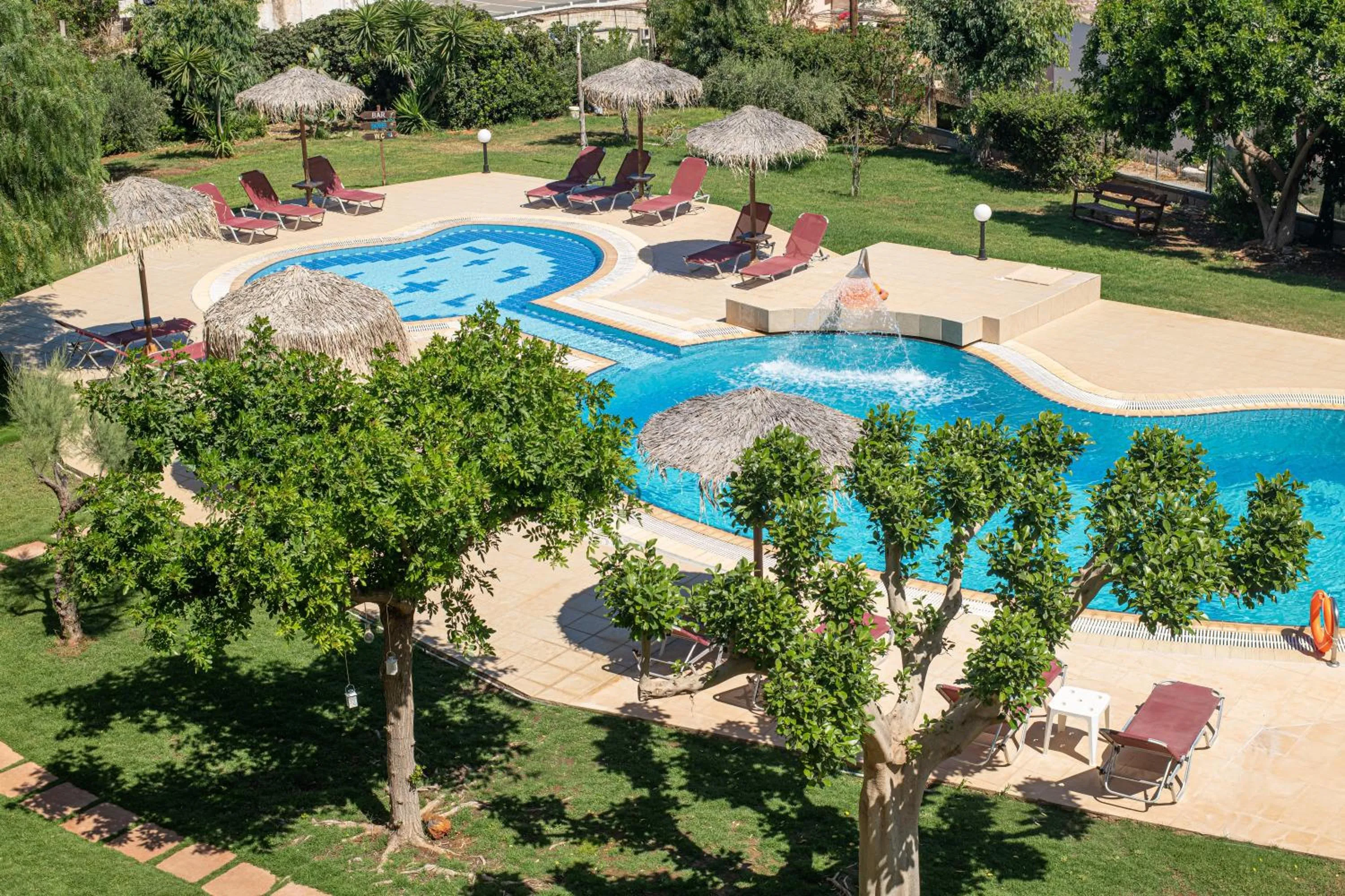 Swimming pool in Portokali Apartments