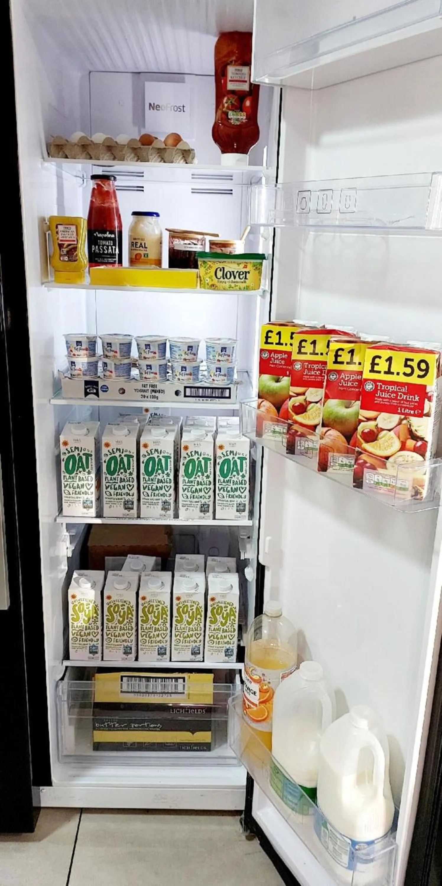 Breakfast in Wilson Lodge