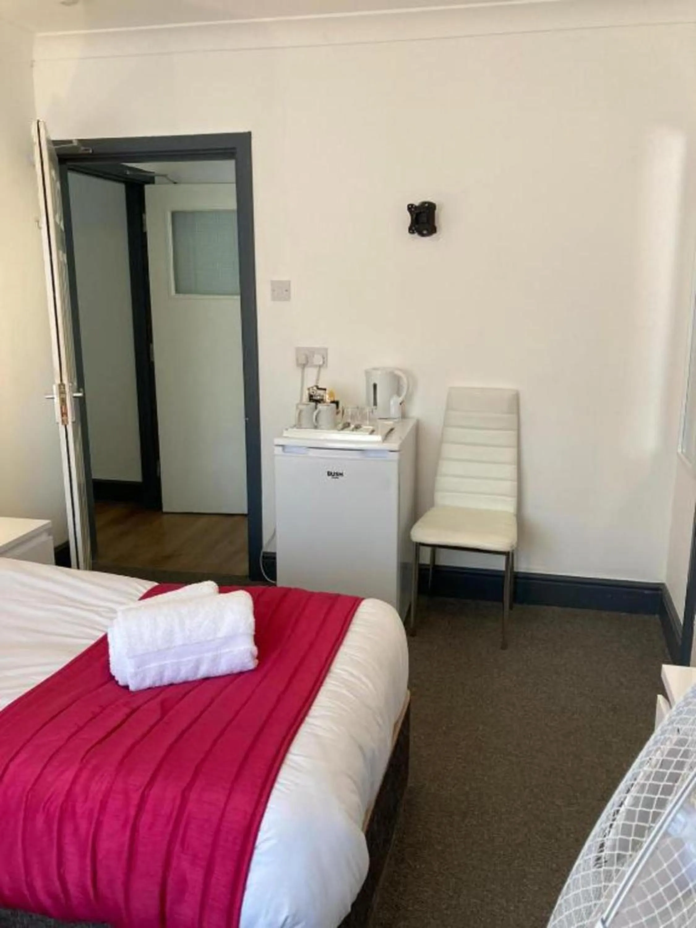 Bedroom, Bed in Wilson Lodge