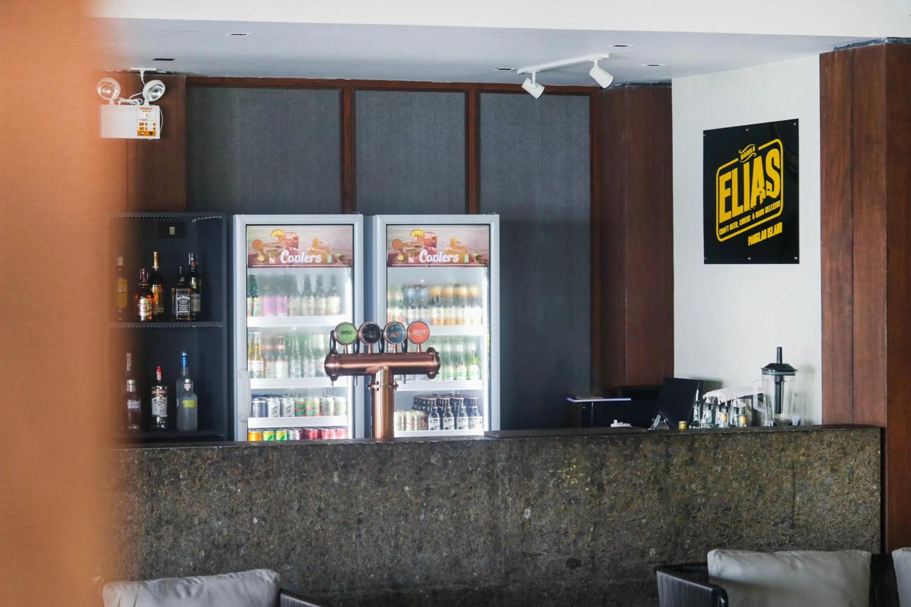 Lounge or bar in Amorita Resort Bohol