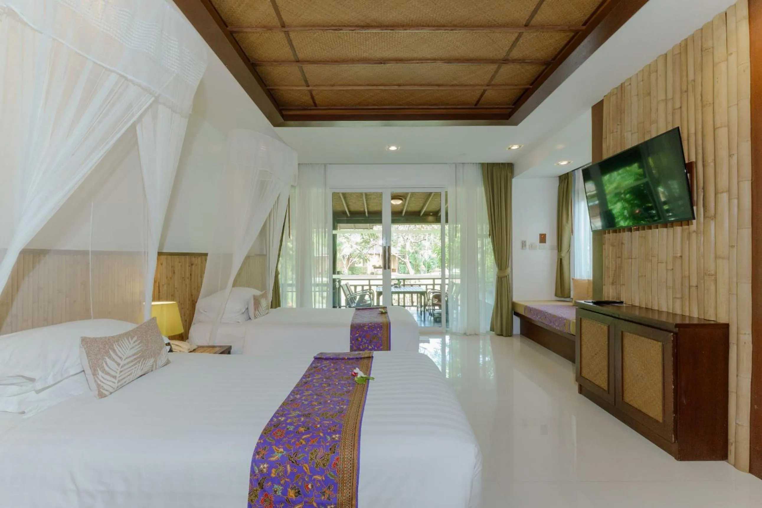 Bed in Ban Sainai Resort- Aonang's Green Resort