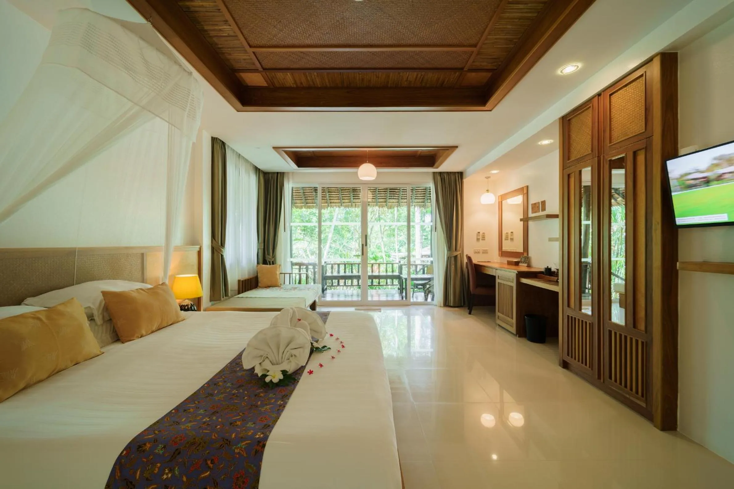 Bed in Ban Sainai Resort- Aonang's Green Resort