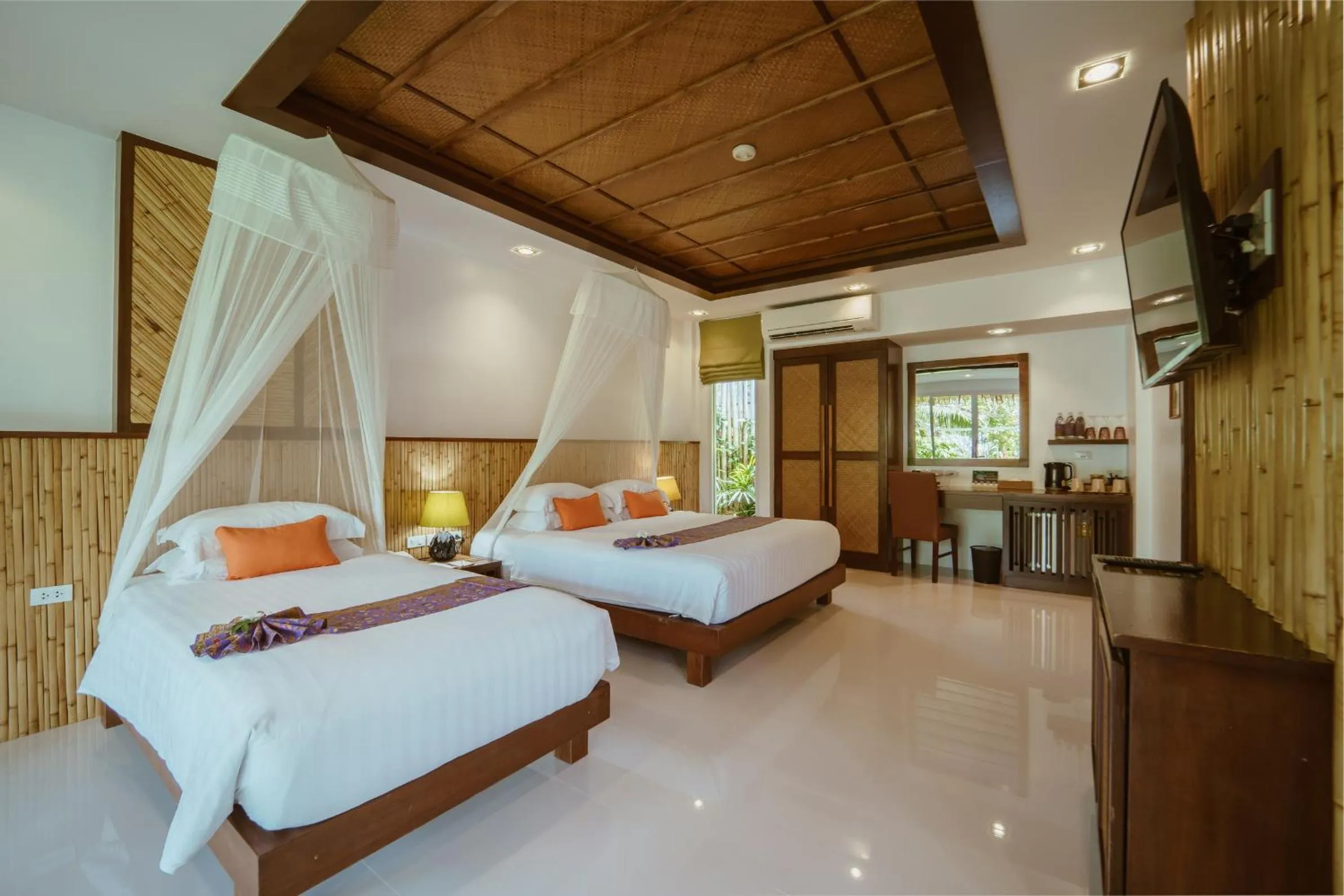 Bed in Ban Sainai Resort- Aonang's Green Resort
