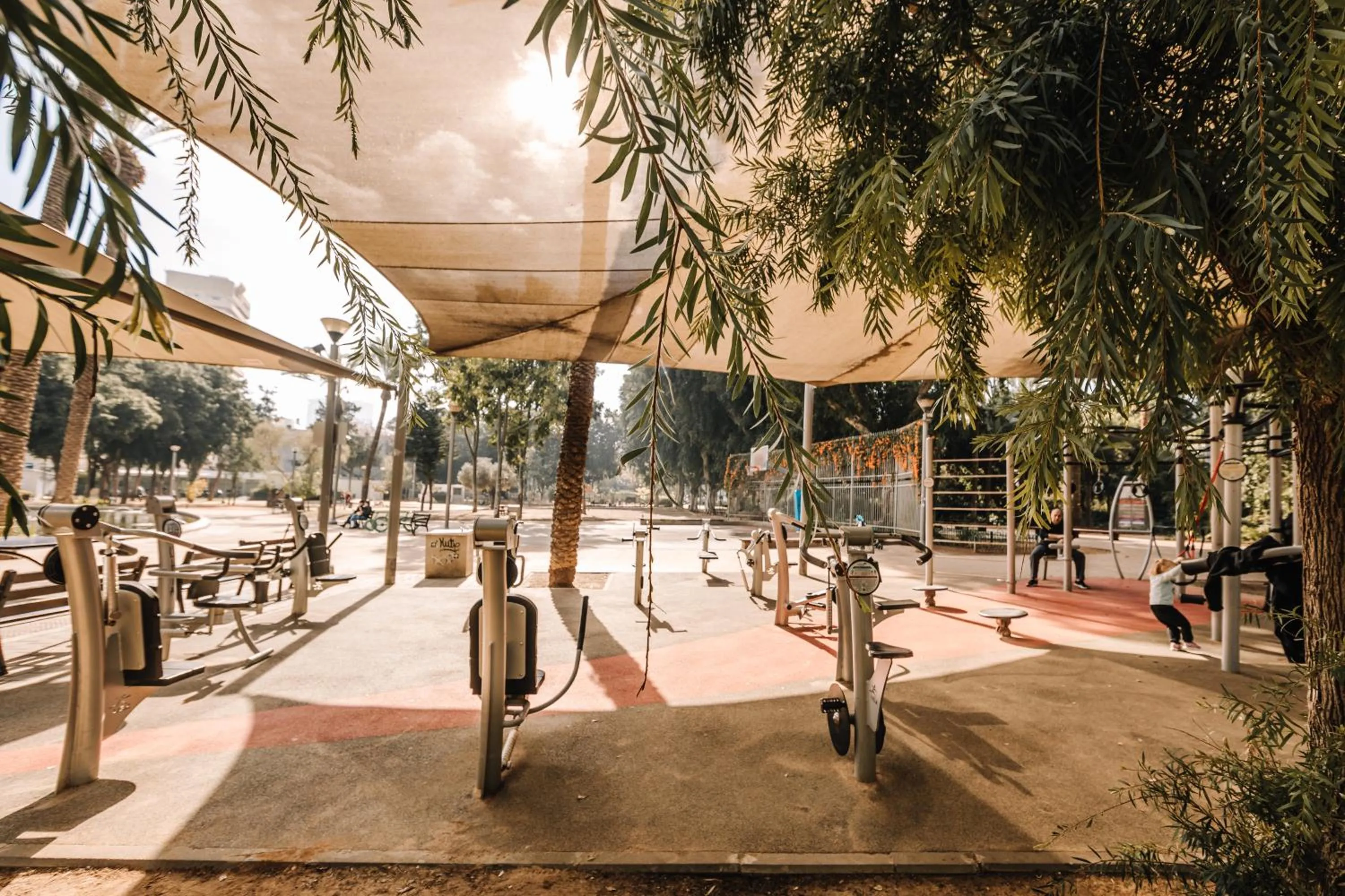 Neighbourhood in King's Rooftop Studios