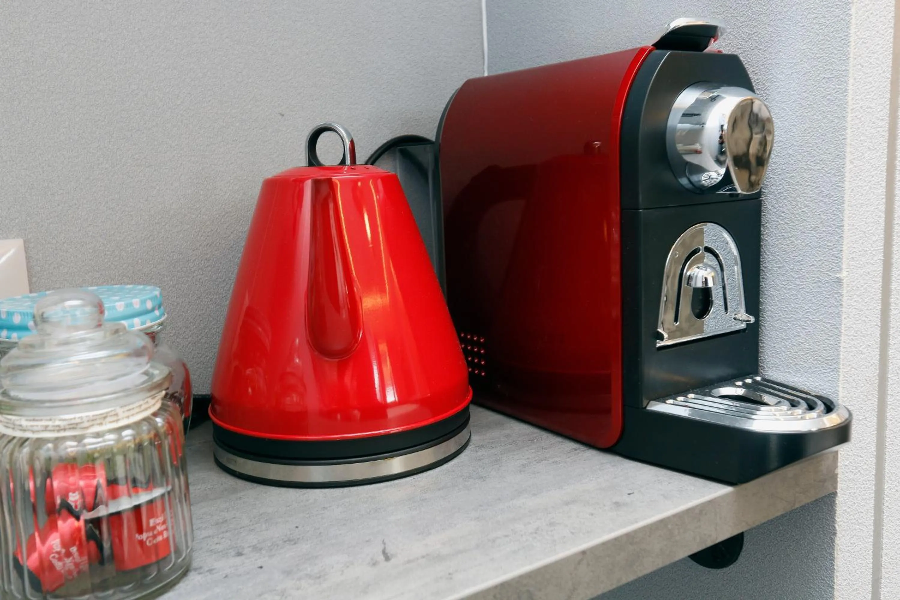 Coffee/tea facilities in King's Rooftop Studios