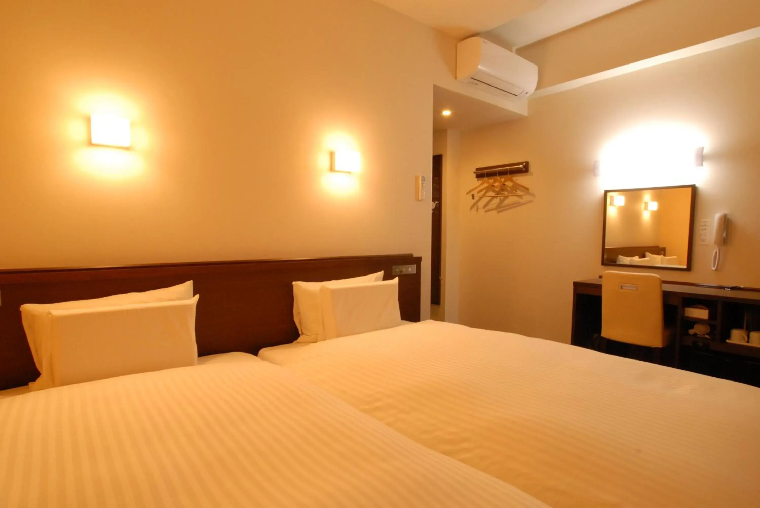 Twin Room - single occupancy - Smoking in AB Hotel Isesaki Twin Room - single occupancy - Smoking in AB Hotel Isesaki