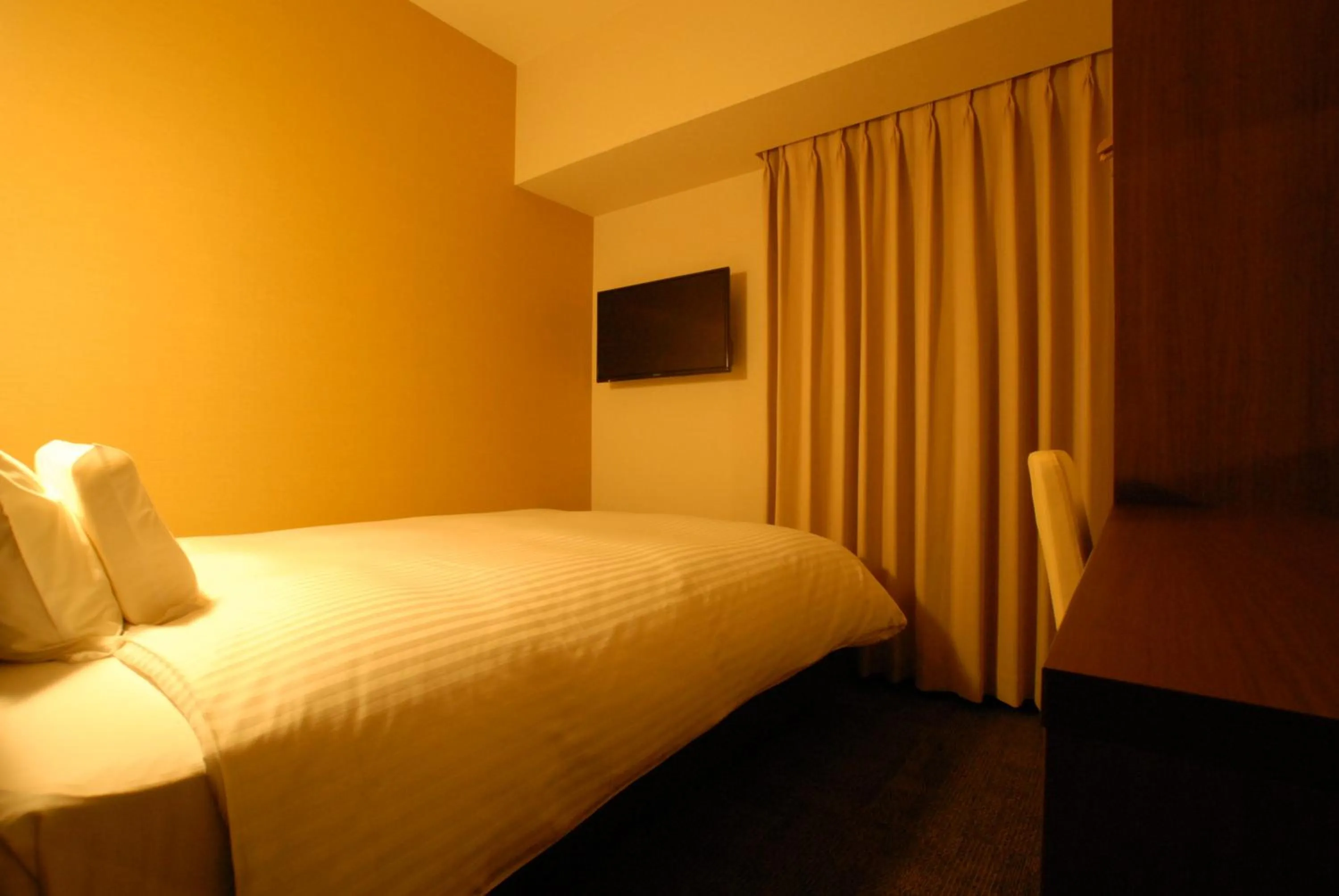 Bed in AB Hotel Gifu