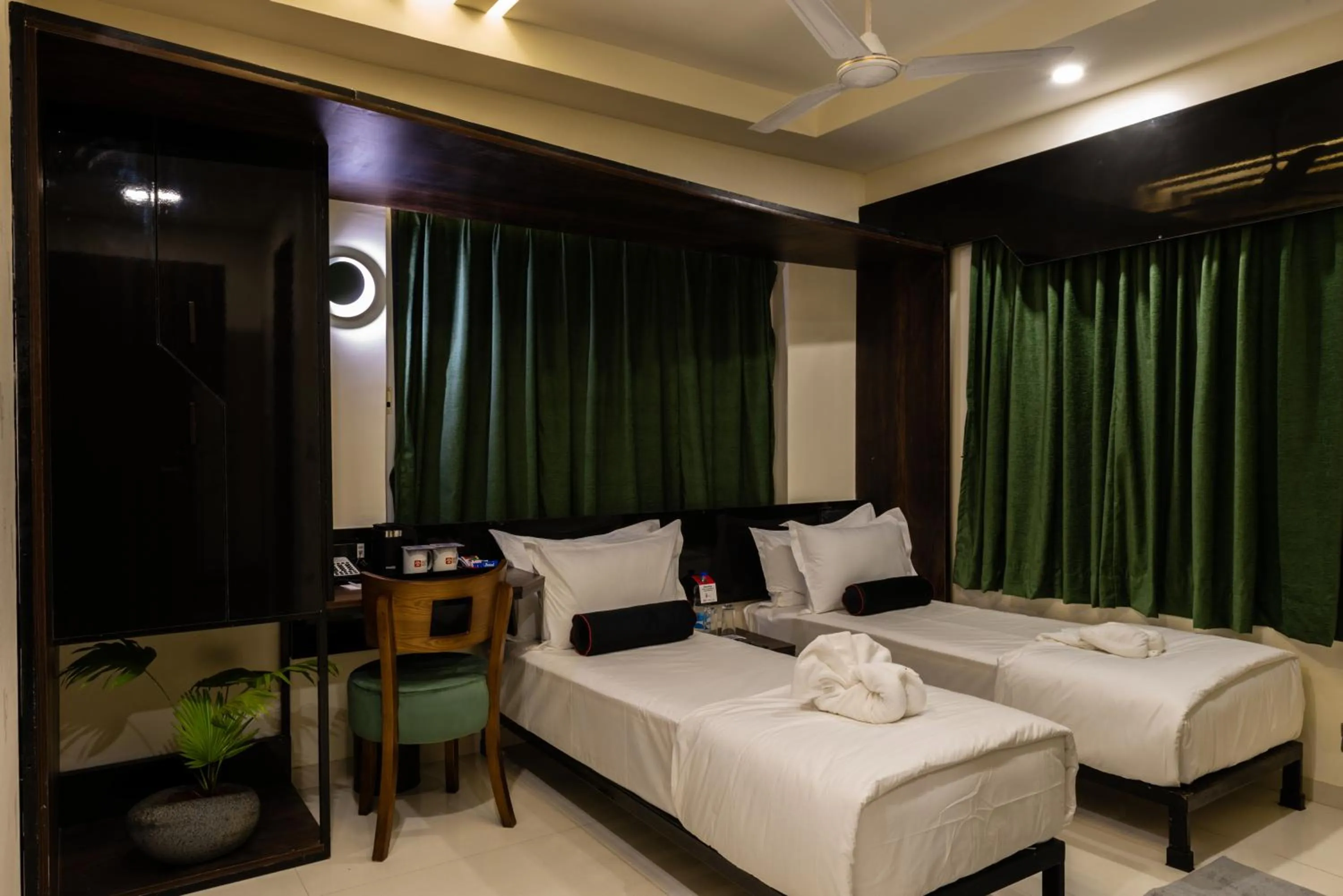 Bedroom, Bed in Little Mastiff Moshi by OTHPL