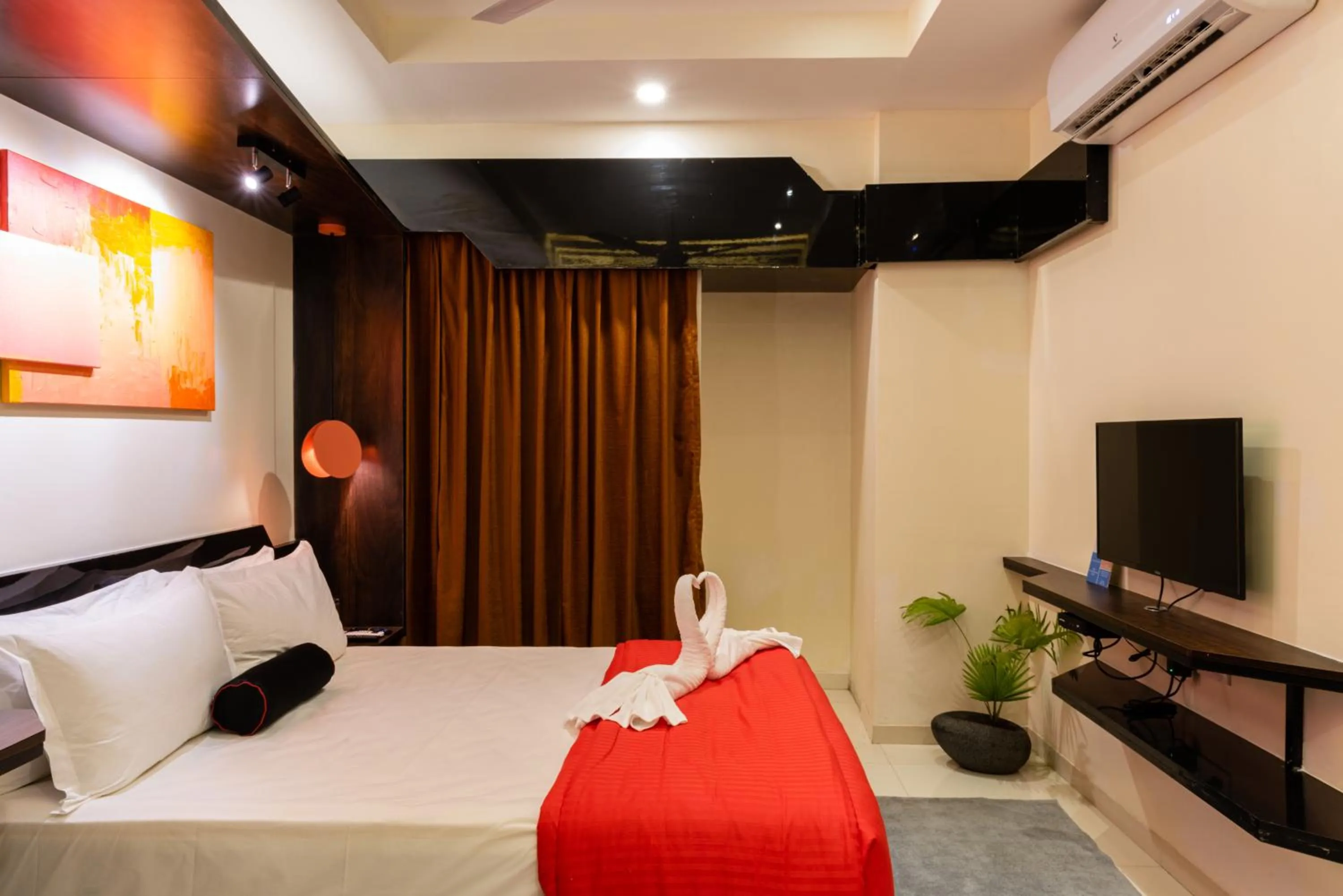 Bed in Little Mastiff Moshi by OTHPL