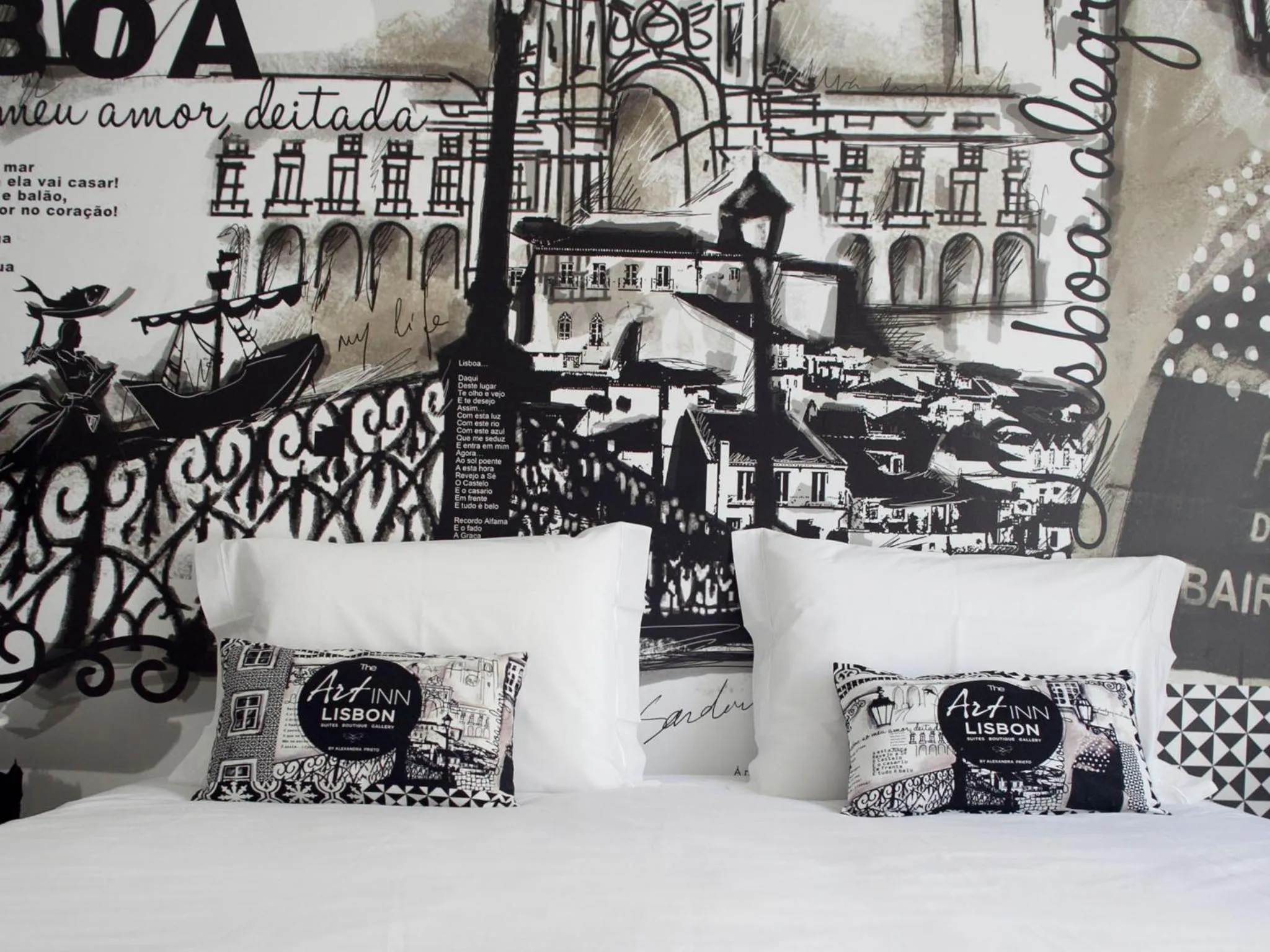 Bed in The ART INN Lisbon