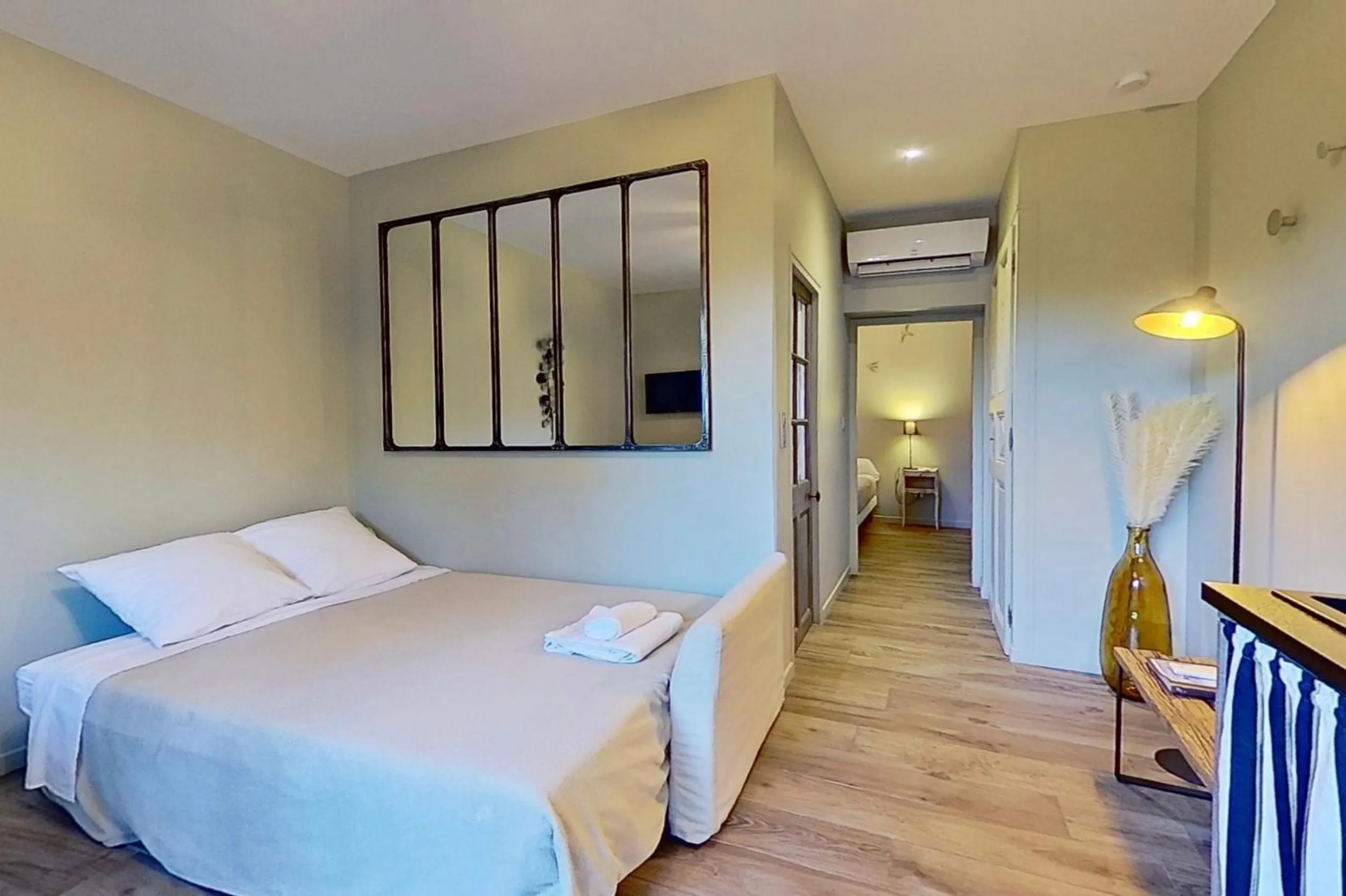 Bed in La Villa Dupont d'Avignon