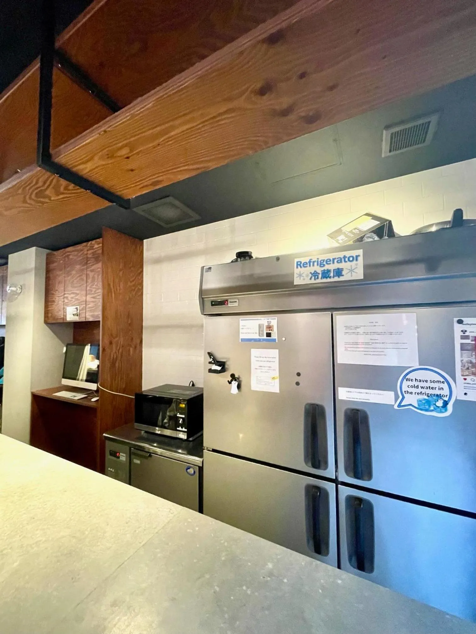 Communal kitchen in Wise Owl Hostels Kyoto