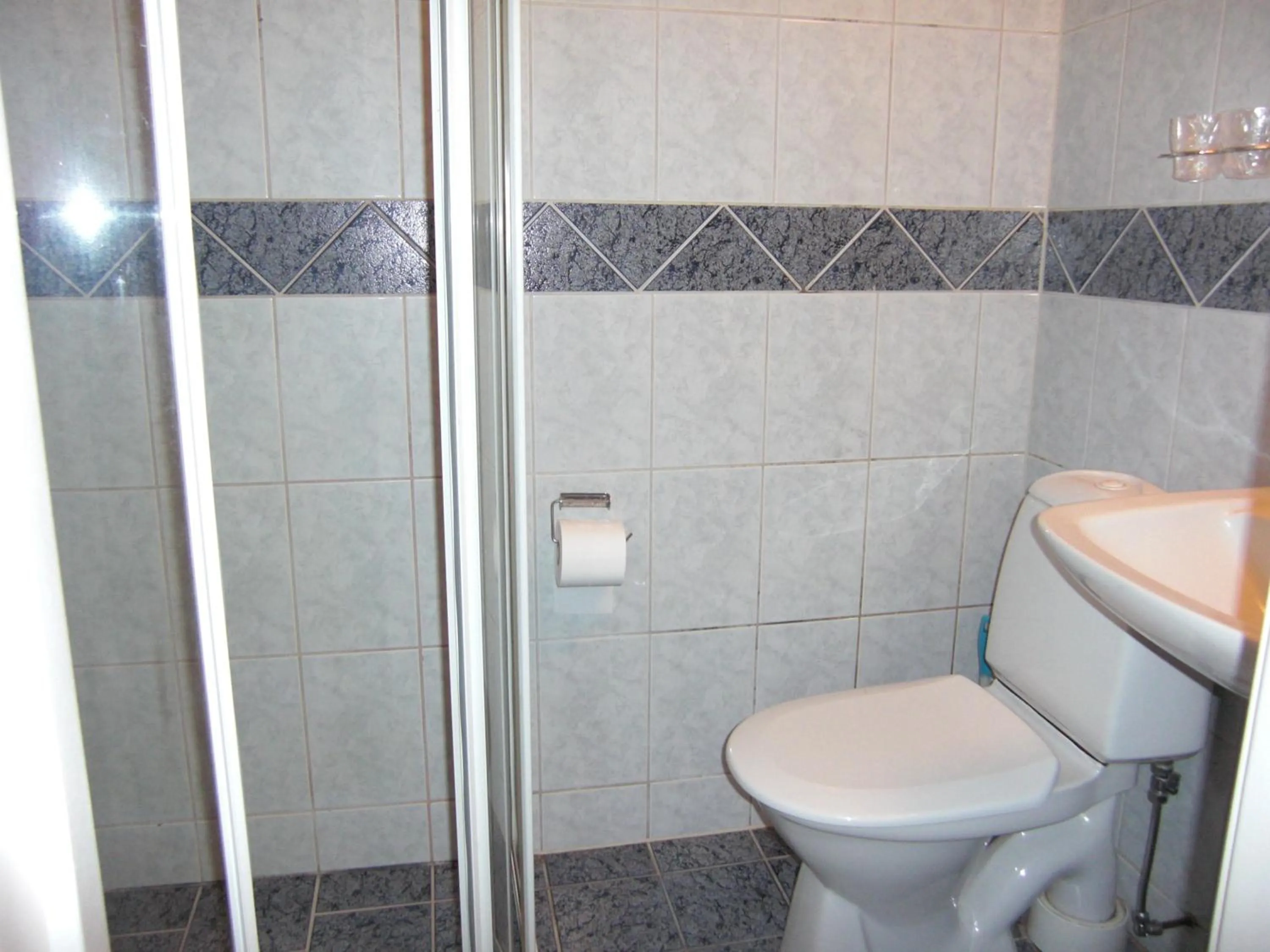 Bathroom in Barents Hotell