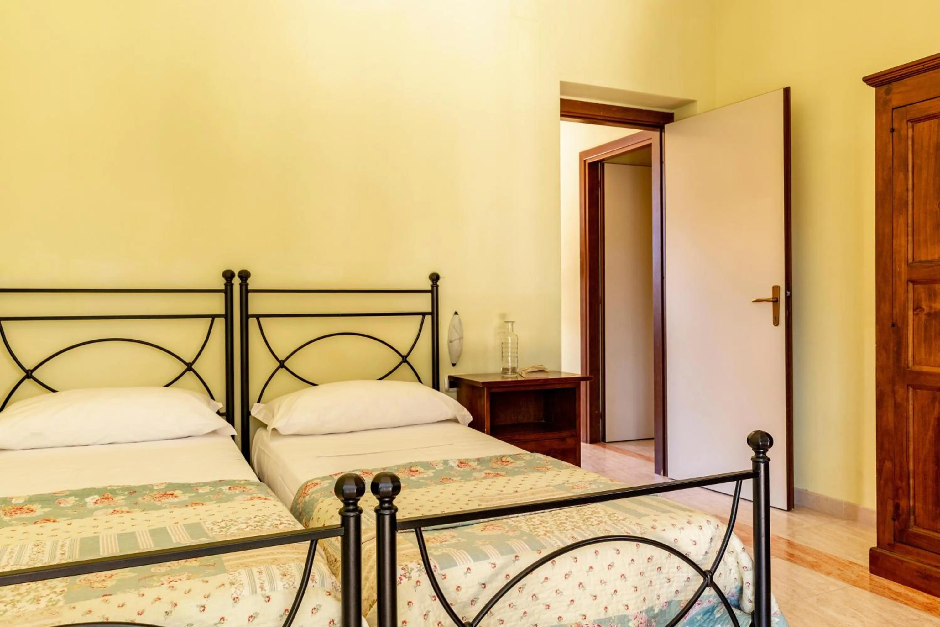 Photo of the whole room, Bed in Pian Dei Mucini Resort