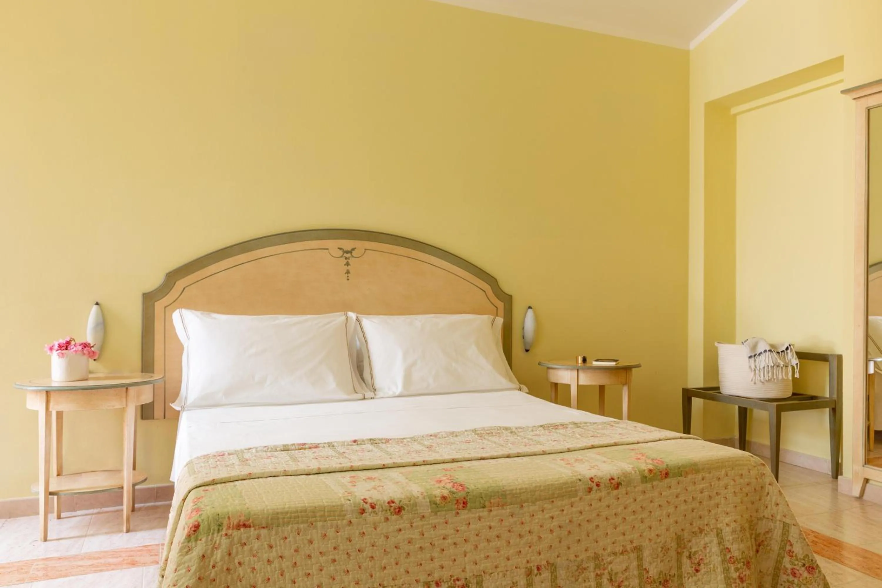 Photo of the whole room, Bed in Pian Dei Mucini Resort