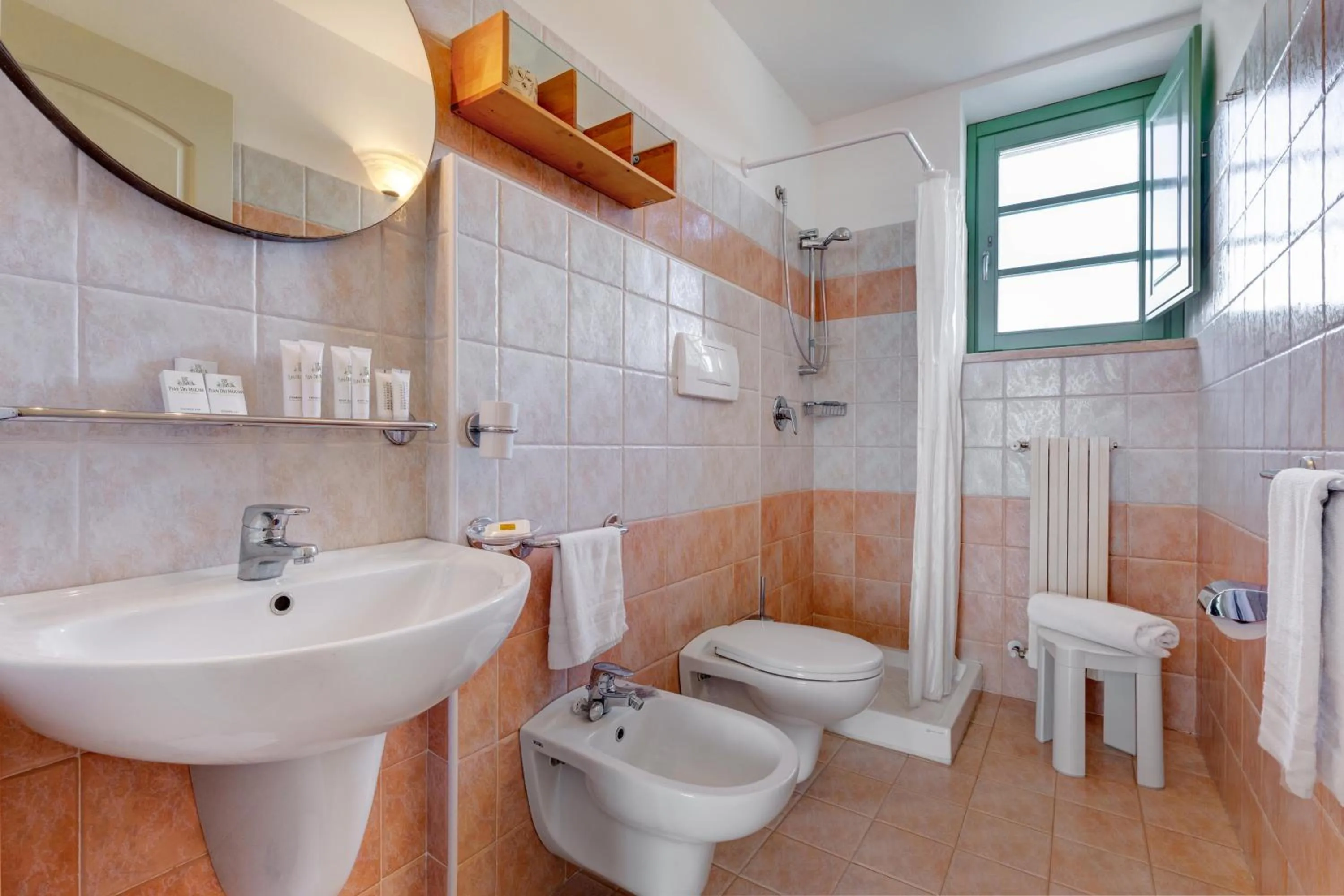 Bathroom in Pian Dei Mucini Resort