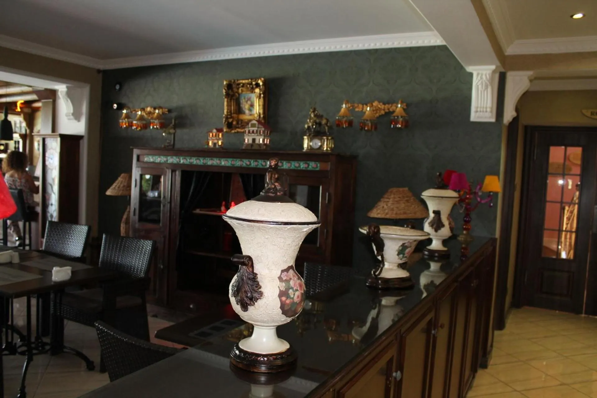 Bella View Art Boutique Hotel