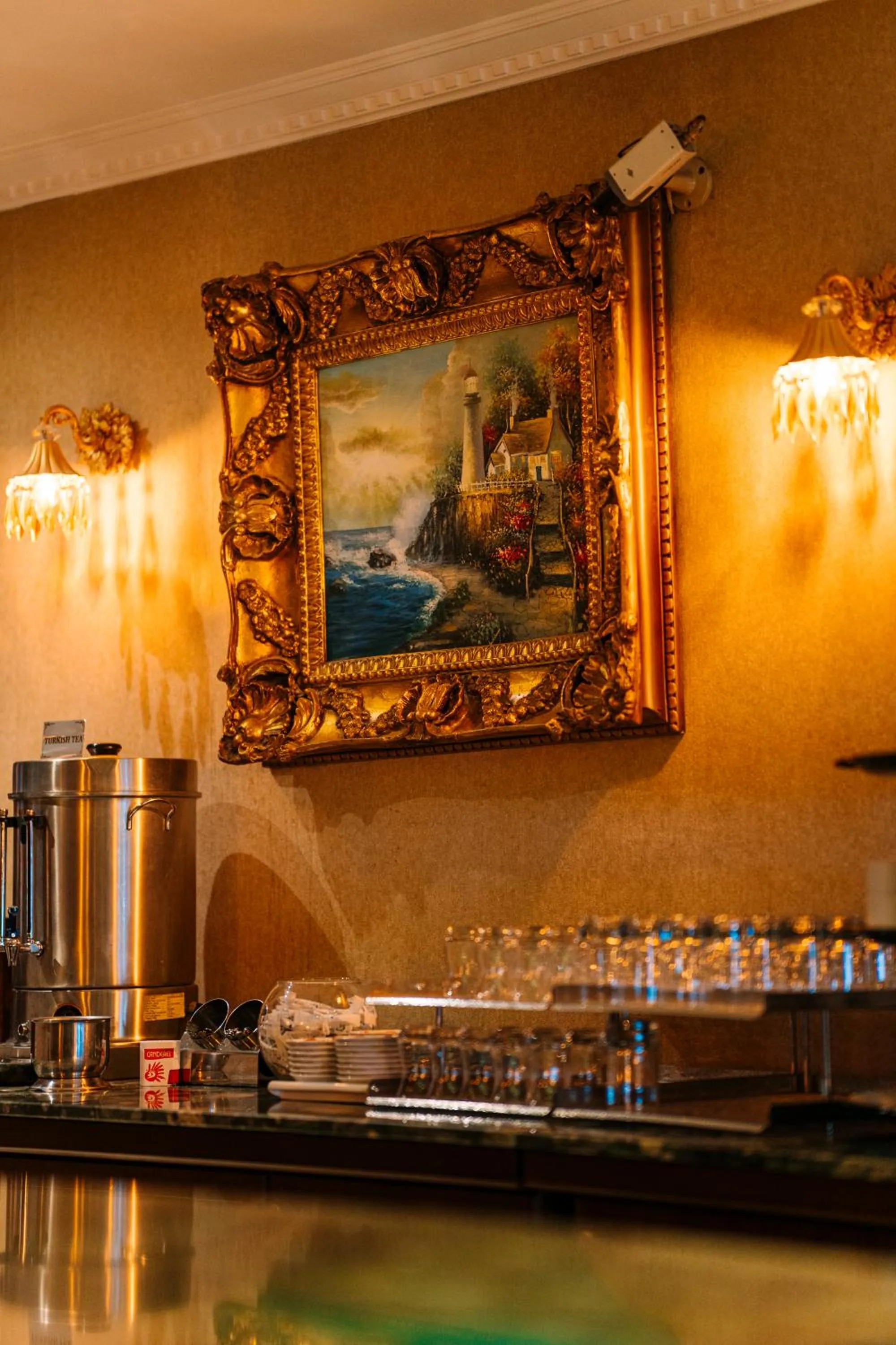 Bella View Art Boutique Hotel