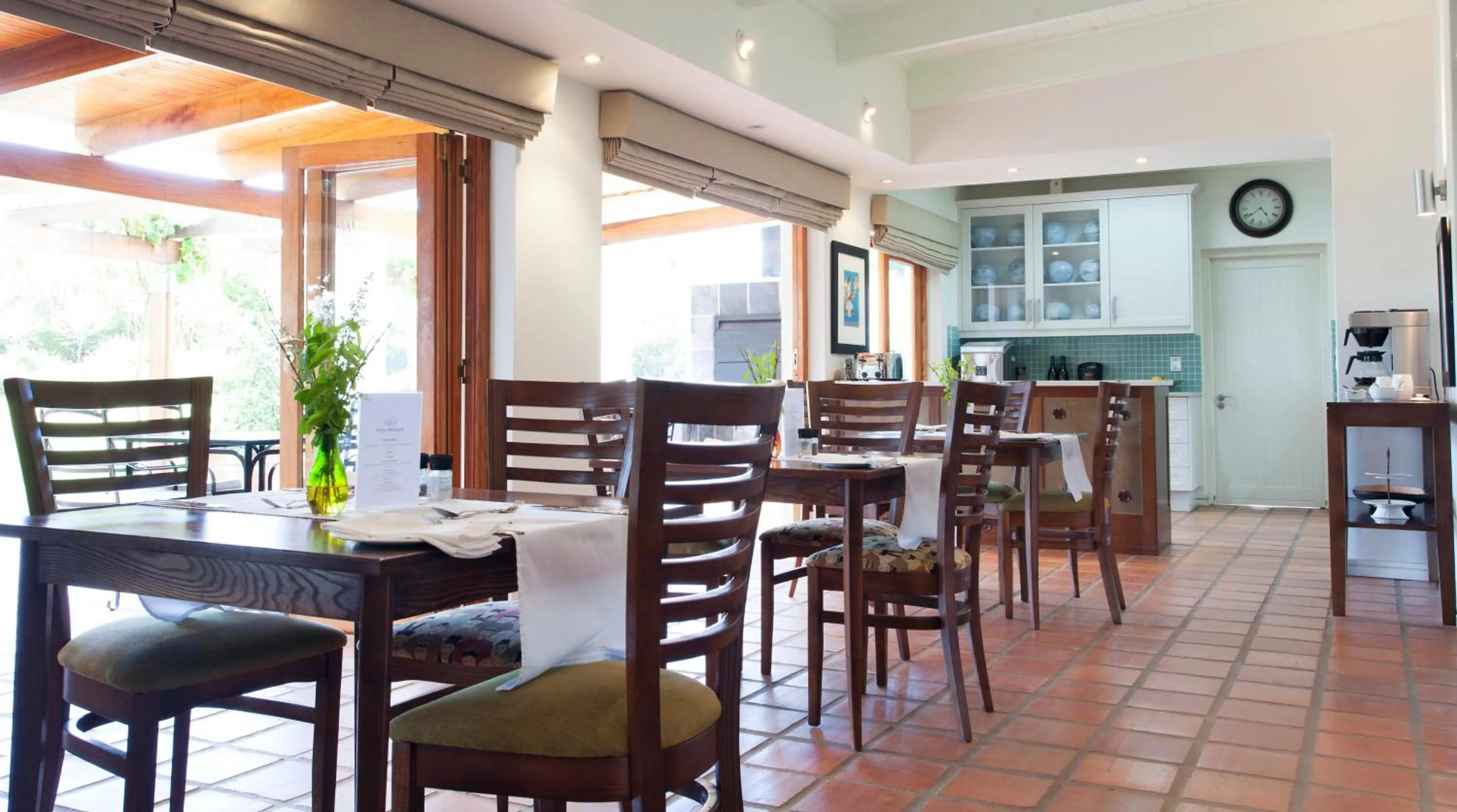 Dining area in Klein Welmoed Luxury Guest House