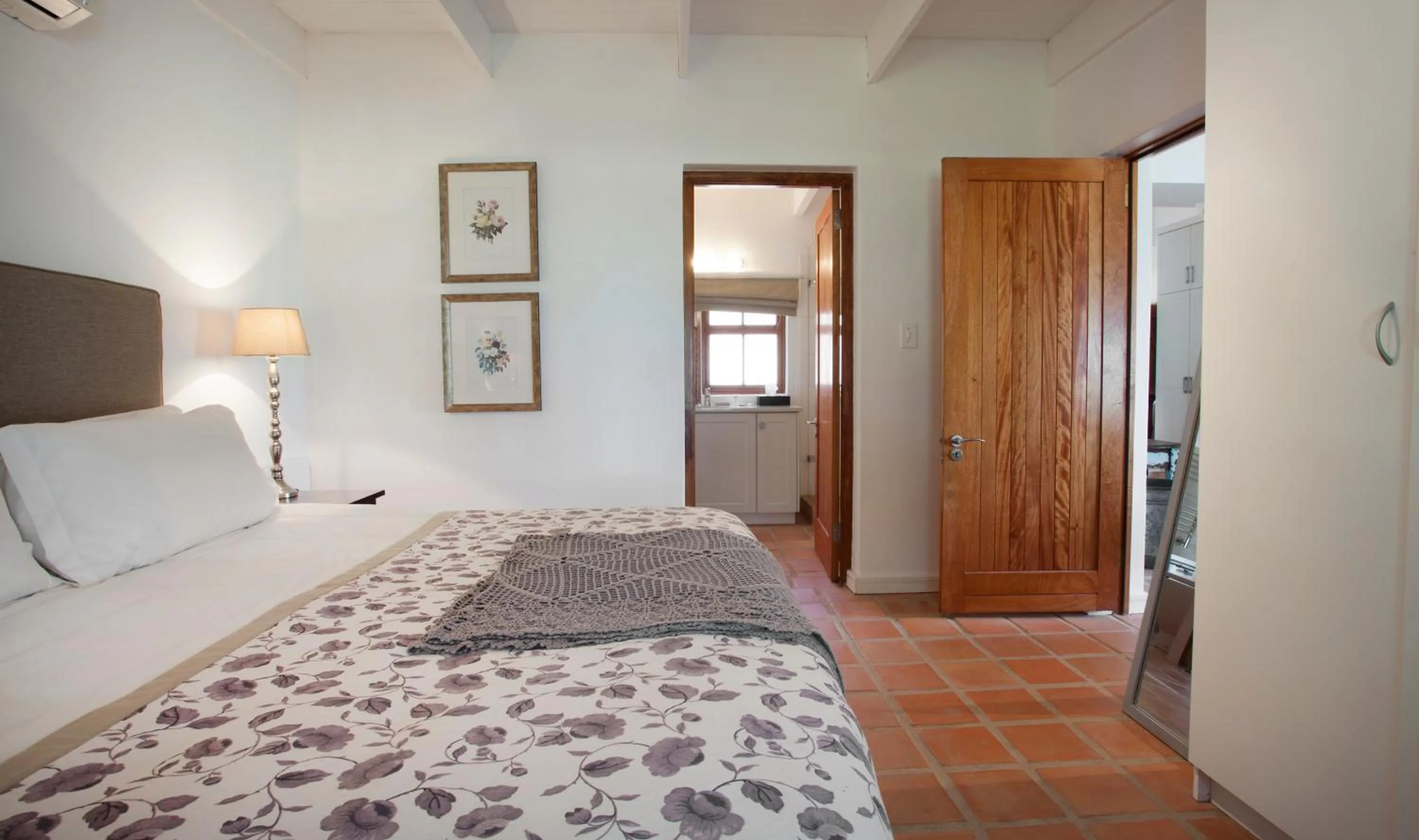 Bed in Klein Welmoed Luxury Guest House