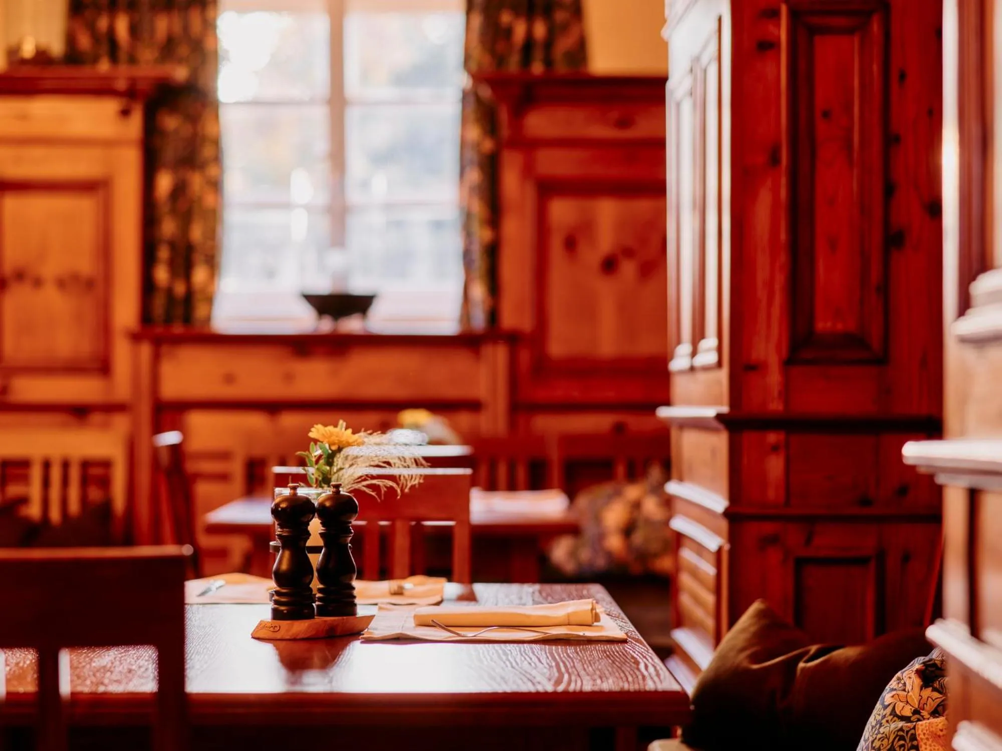 Restaurant/places to eat in TAUROA Hofwirt